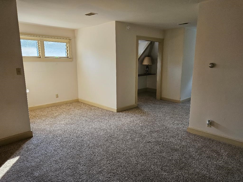 207 Oakway St, Henderson, Kentucky 42420, 4 Bedrooms Bedrooms, ,3 BathroomsBathrooms,Single Family Residence,For Sale,Oakway St,87455