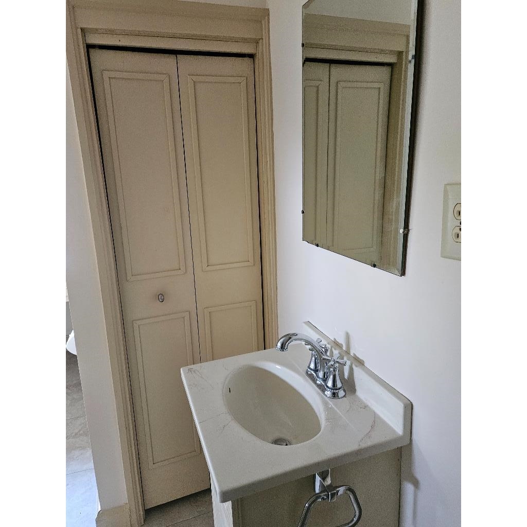 207 Oakway St, Henderson, Kentucky 42420, 4 Bedrooms Bedrooms, ,3 BathroomsBathrooms,Single Family Residence,For Sale,Oakway St,87455