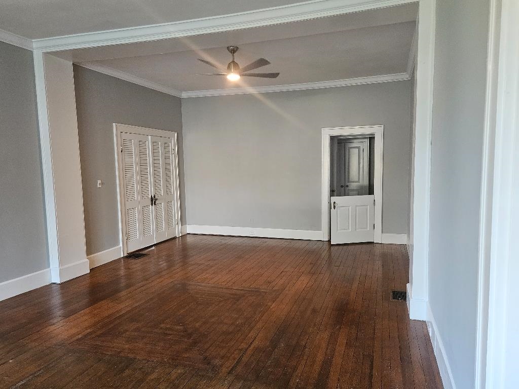 207 Oakway St, Henderson, Kentucky 42420, 4 Bedrooms Bedrooms, ,3 BathroomsBathrooms,Single Family Residence,For Sale,Oakway St,87455