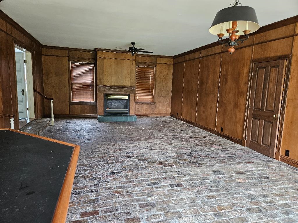 207 Oakway St, Henderson, Kentucky 42420, 4 Bedrooms Bedrooms, ,3 BathroomsBathrooms,Single Family Residence,For Sale,Oakway St,87455