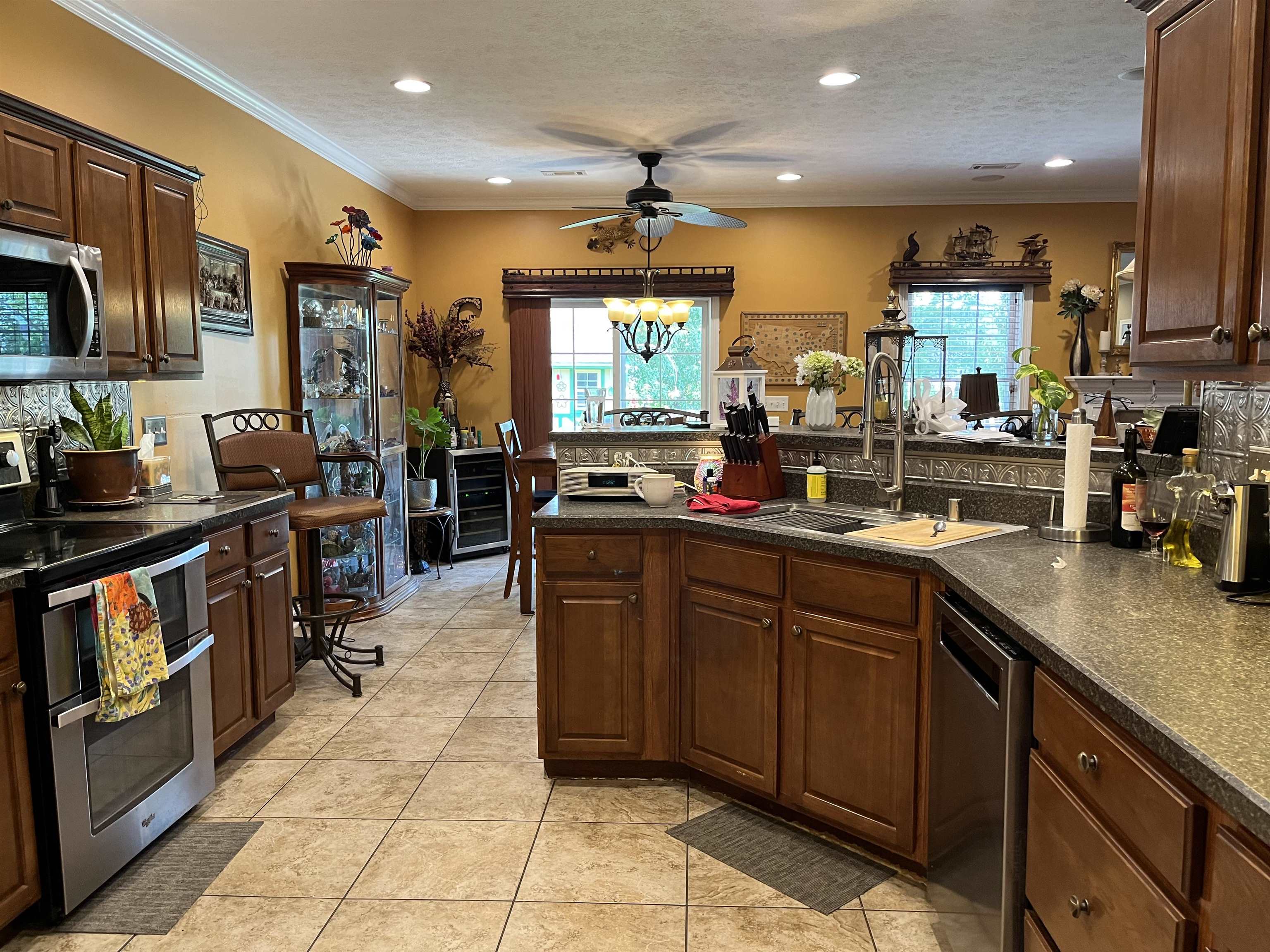 2701 High Pass Pointe, Owensboro, Kentucky 42303, 4 Bedrooms Bedrooms, ,2 BathroomsBathrooms,Single Family Residence,For Sale,High Pass Pointe,87467