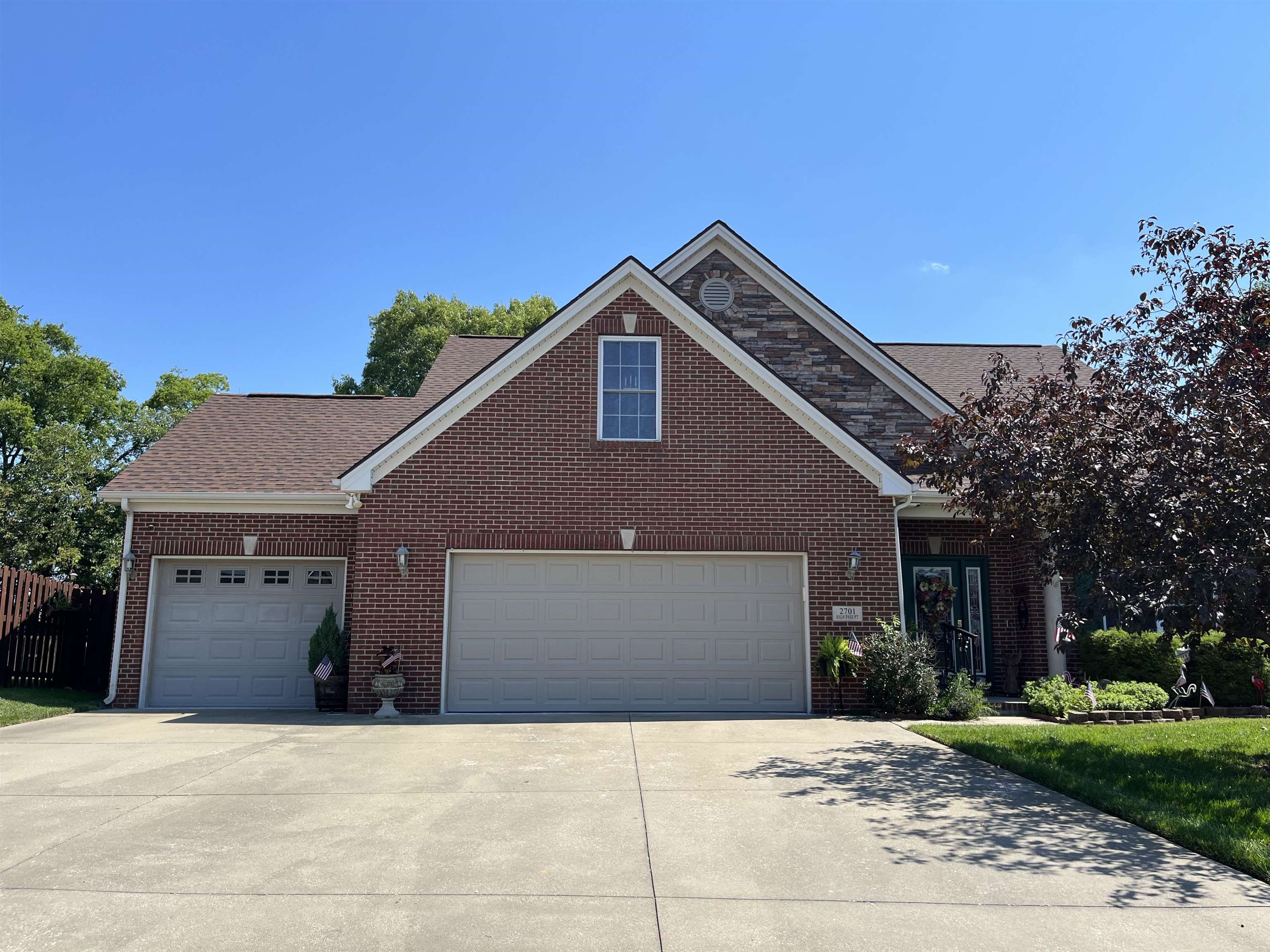 2701 High Pass Pointe, Owensboro, Kentucky 42303, 4 Bedrooms Bedrooms, ,2 BathroomsBathrooms,Single Family Residence,For Sale,High Pass Pointe,87467