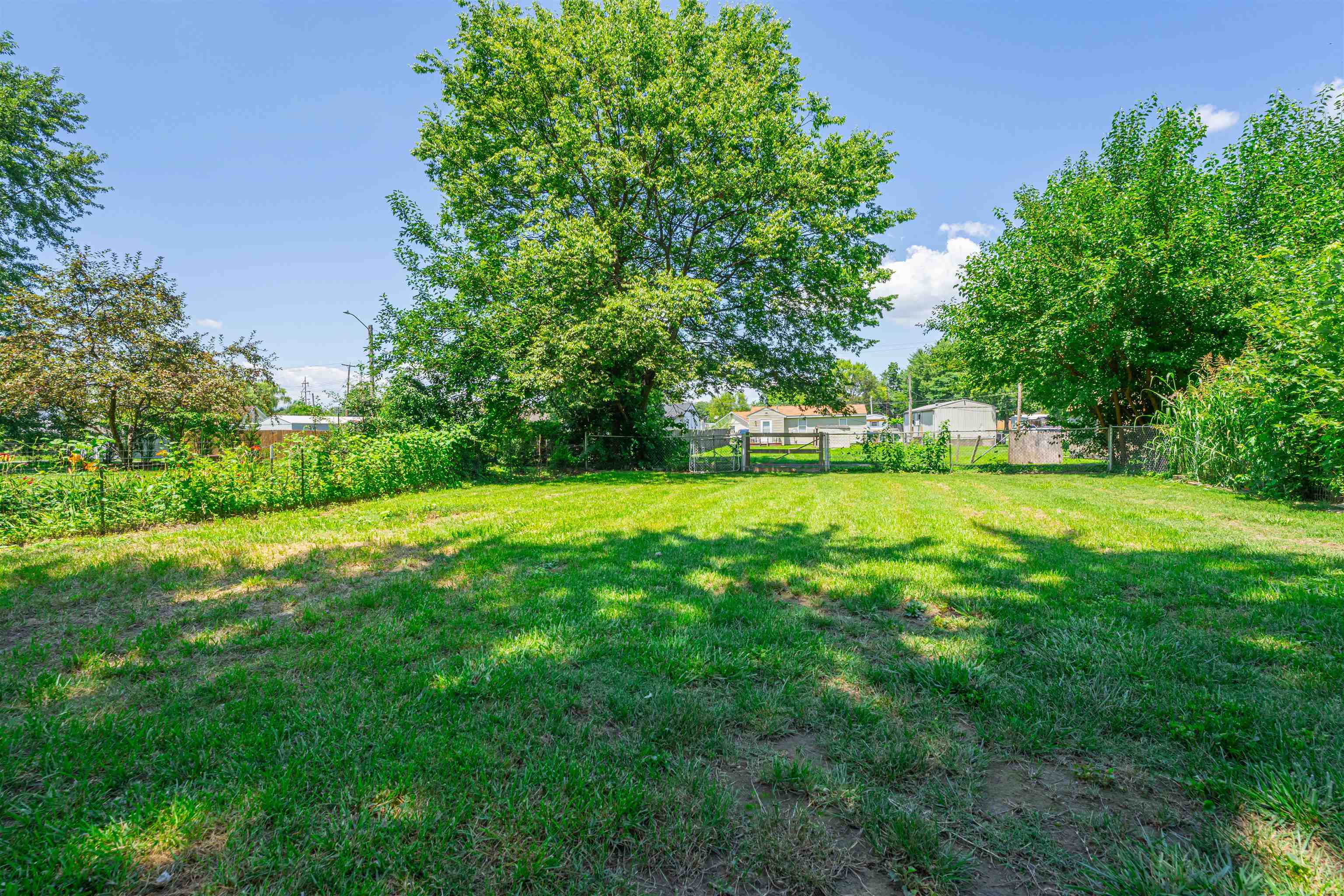 2415 Nelson Ave, Owensboro, Kentucky 42301, 3 Bedrooms Bedrooms, ,1 BathroomBathrooms,Single Family Residence,For Sale,Nelson Ave,87474