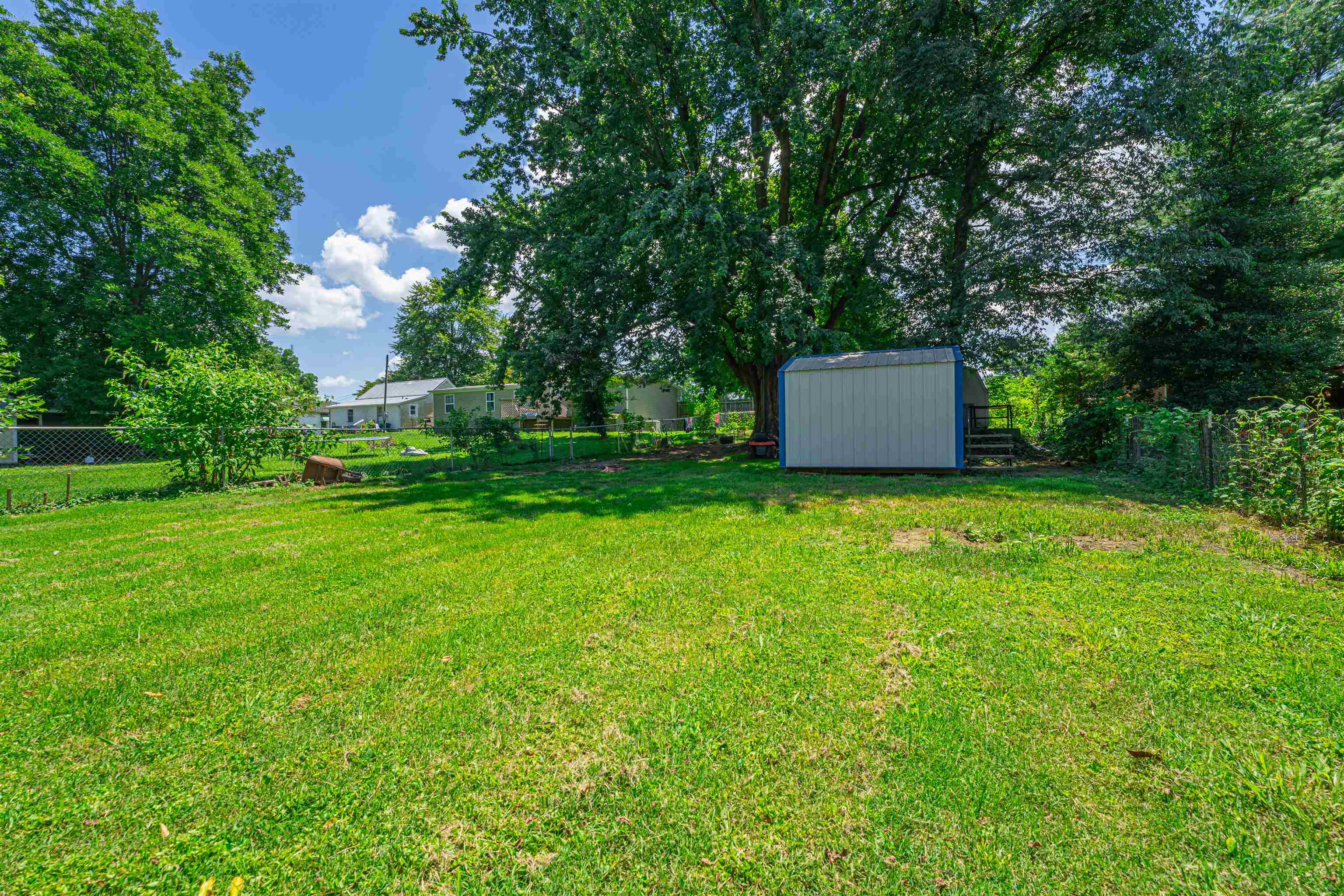 2415 Nelson Ave, Owensboro, Kentucky 42301, 3 Bedrooms Bedrooms, ,1 BathroomBathrooms,Single Family Residence,For Sale,Nelson Ave,87474