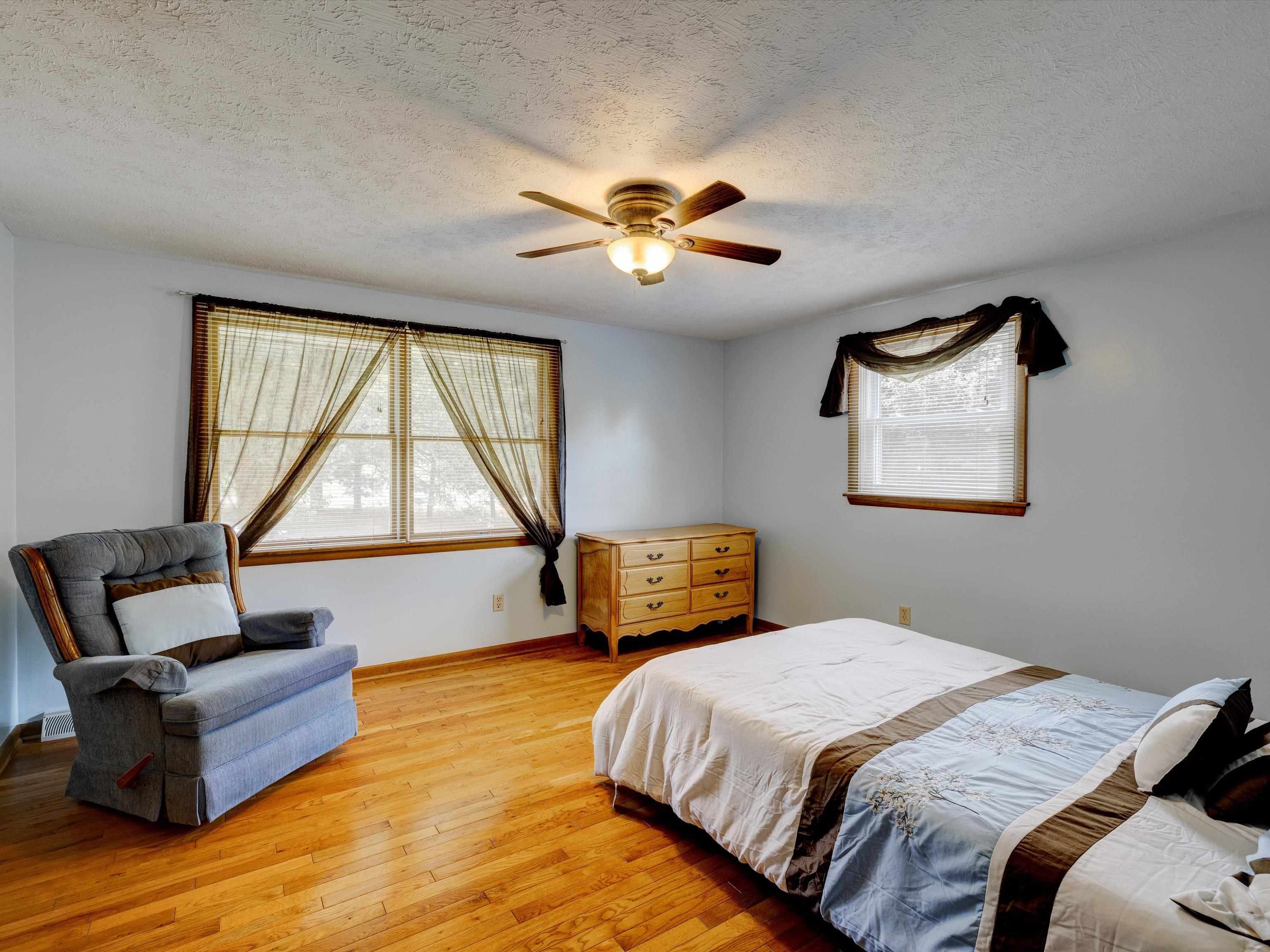 5601 Jones Road, Owensboro, Kentucky 42303, 2 Bedrooms Bedrooms, ,2 BathroomsBathrooms,Single Family Residence,For Sale,Jones Road,87479