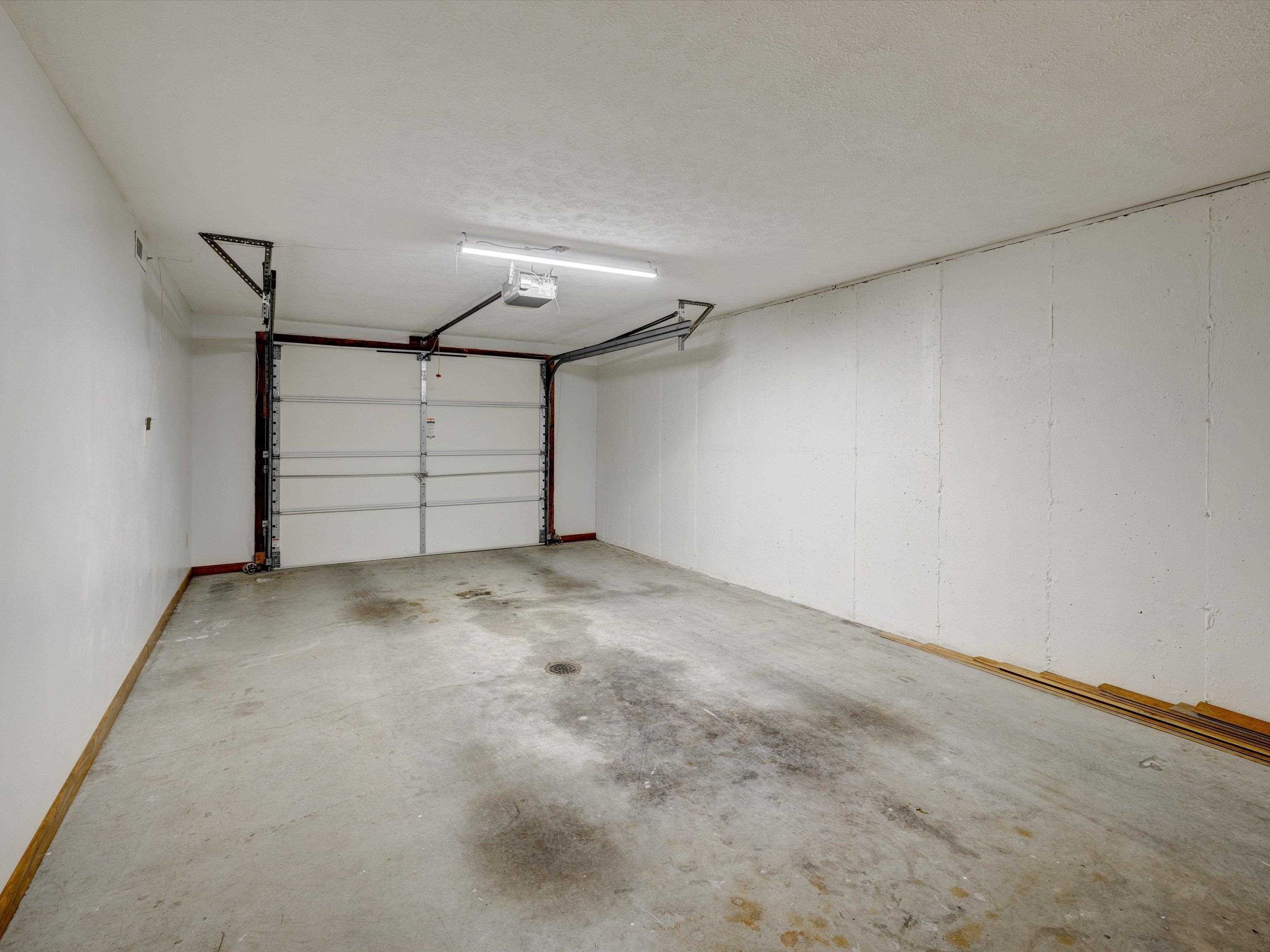 5601 Jones Road, Owensboro, Kentucky 42303, 2 Bedrooms Bedrooms, ,2 BathroomsBathrooms,Single Family Residence,For Sale,Jones Road,87479