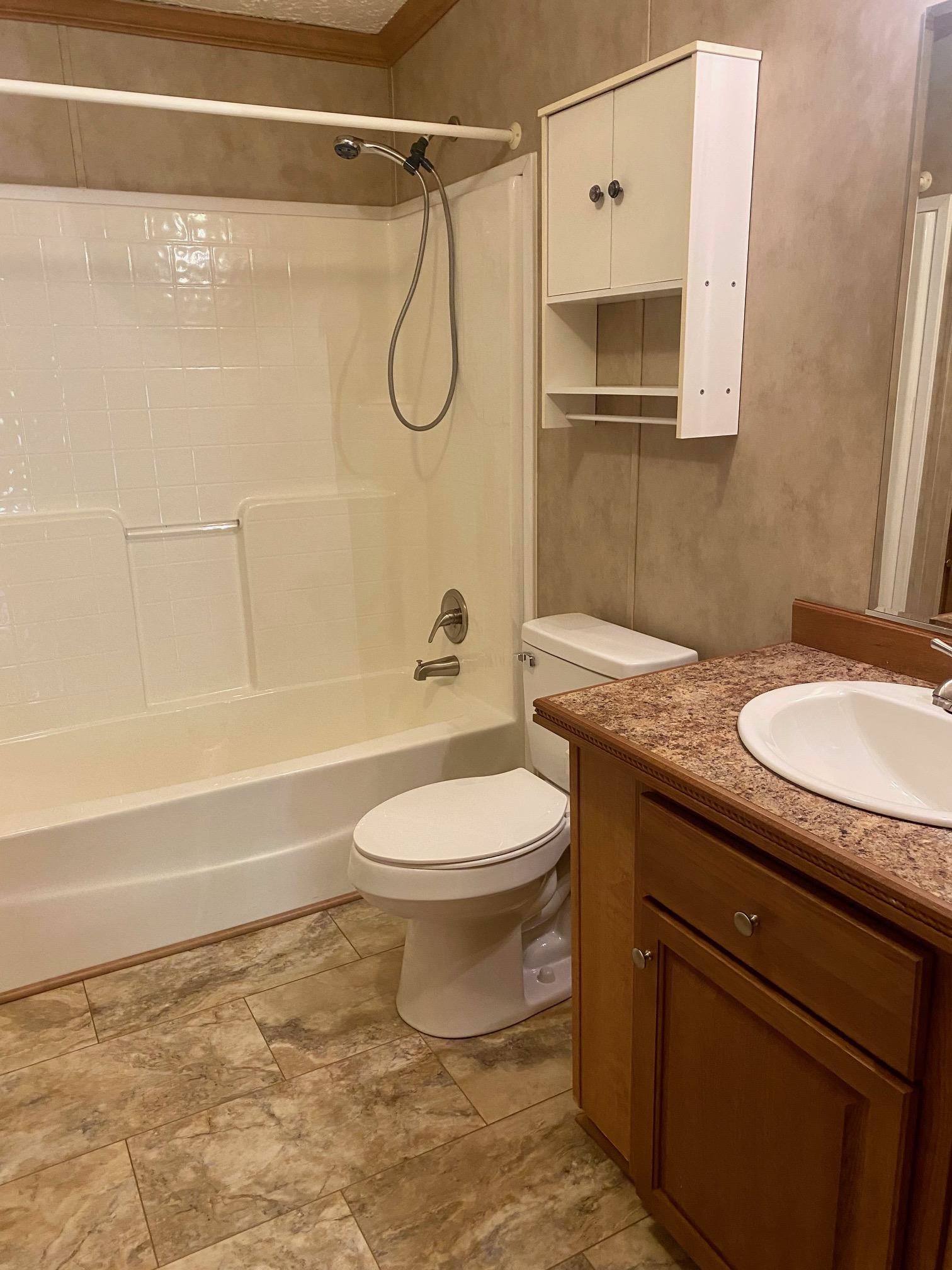 70 Dogwood Dr, Hartford, Kentucky 42320, 3 Bedrooms Bedrooms, ,2 BathroomsBathrooms,Manufactured On Land,For Sale,Dogwood Dr,87513