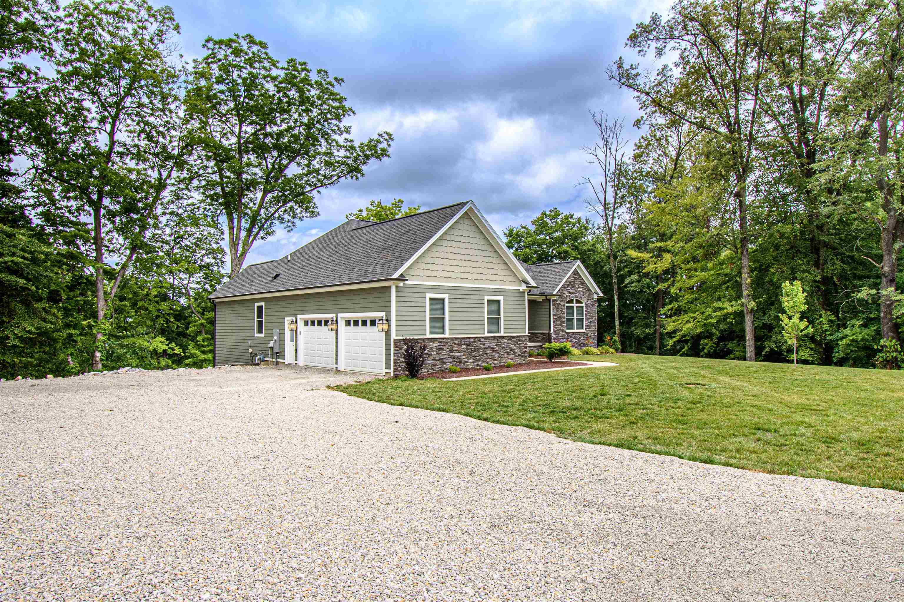 71 Booth Field Rd, Owensboro, Kentucky 42301, 3 Bedrooms Bedrooms, ,3 BathroomsBathrooms,Single Family Residence,For Sale,Booth Field Rd,87525