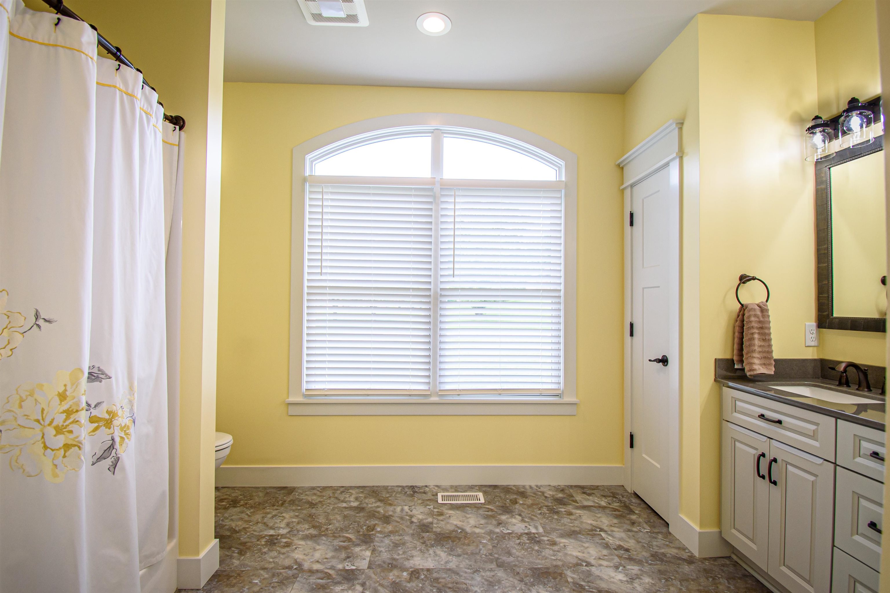 71 Booth Field Rd, Owensboro, Kentucky 42301, 3 Bedrooms Bedrooms, ,3 BathroomsBathrooms,Single Family Residence,For Sale,Booth Field Rd,87525