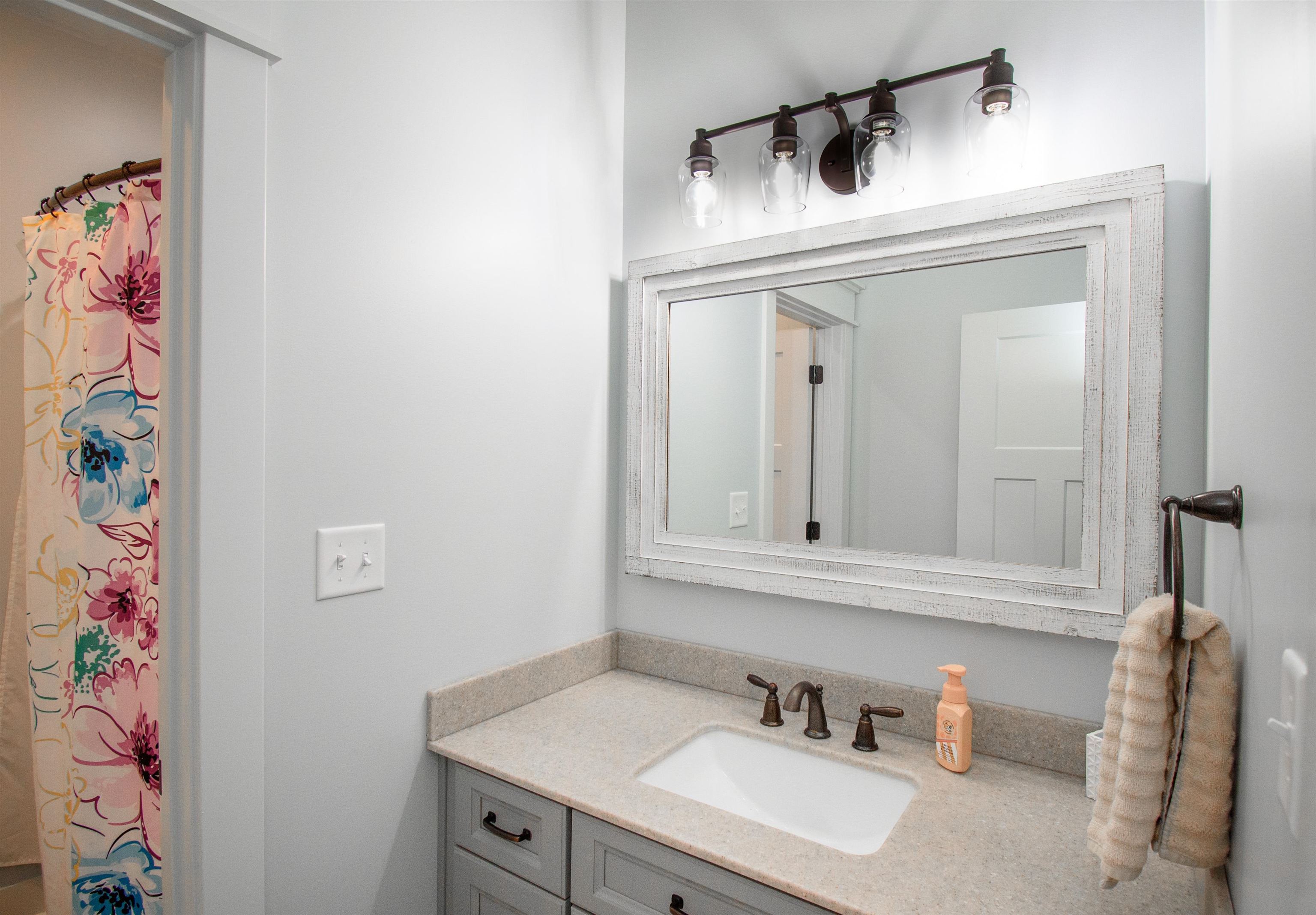 71 Booth Field Rd, Owensboro, Kentucky 42301, 3 Bedrooms Bedrooms, ,3 BathroomsBathrooms,Single Family Residence,For Sale,Booth Field Rd,87525