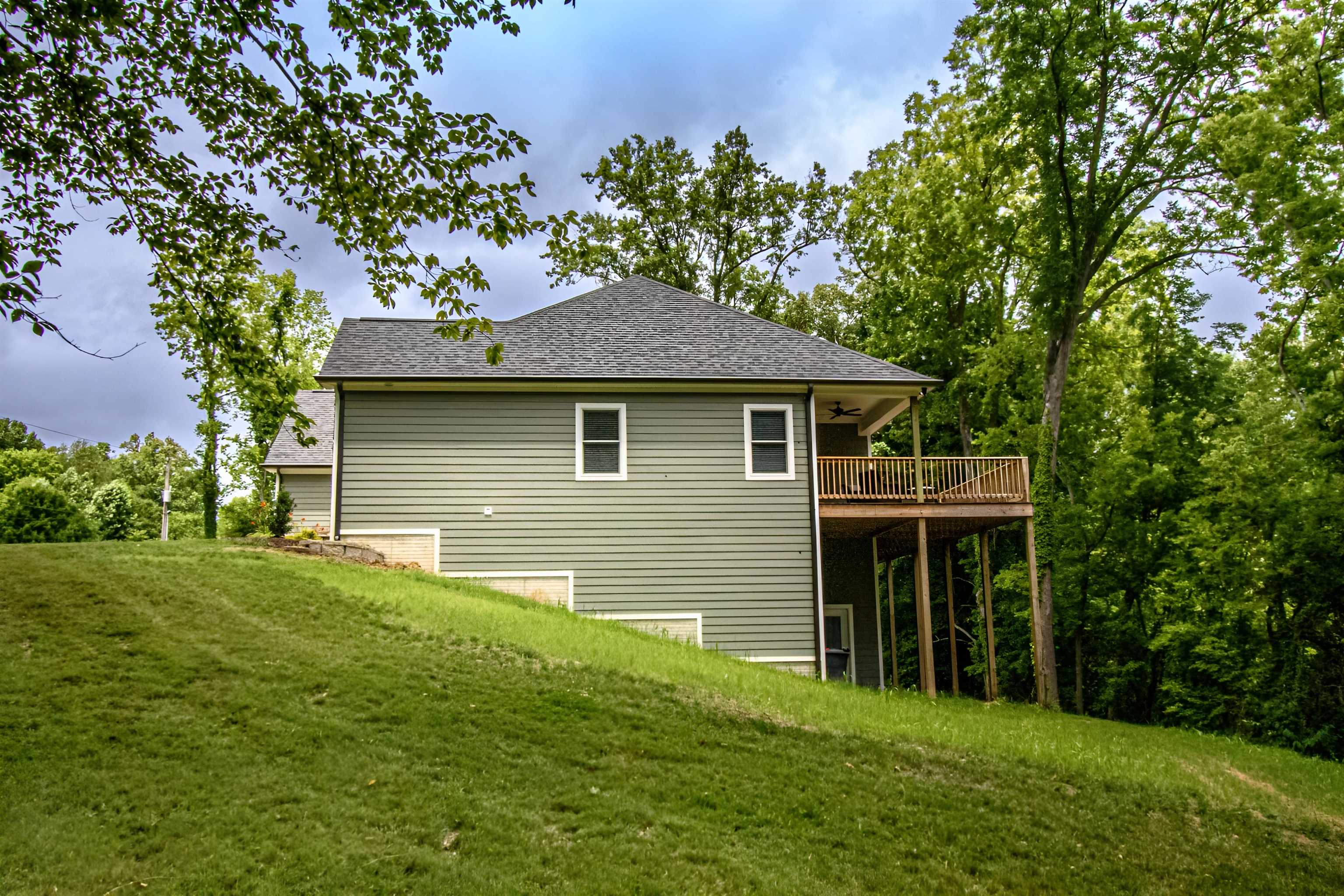 71 Booth Field Rd, Owensboro, Kentucky 42301, 3 Bedrooms Bedrooms, ,3 BathroomsBathrooms,Single Family Residence,For Sale,Booth Field Rd,87525