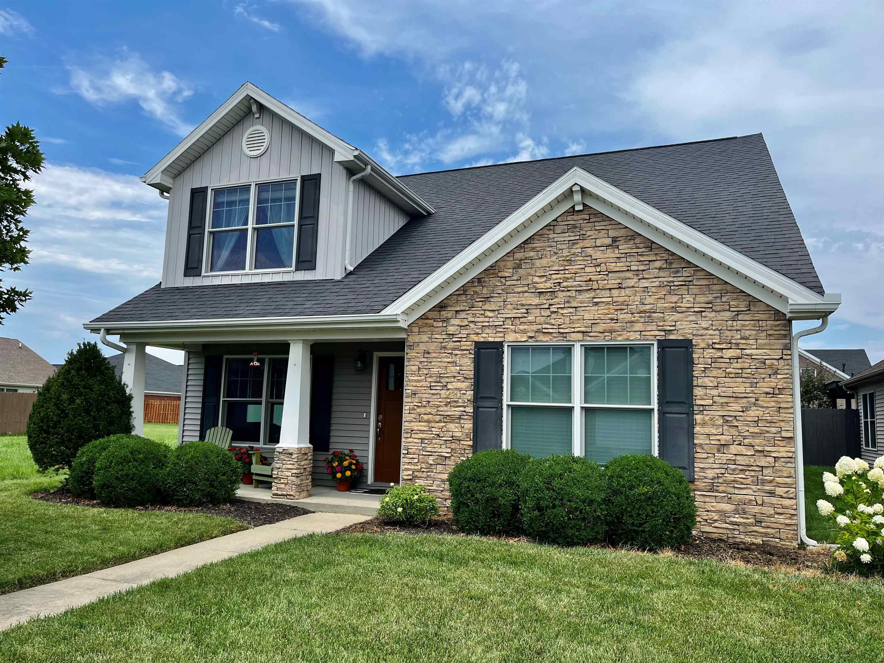 2507 Winning Colors Way, Owensboro, Kentucky 42301, 4 Bedrooms Bedrooms, ,2 BathroomsBathrooms,Single Family Residence,For Sale,Winning Colors Way,87566