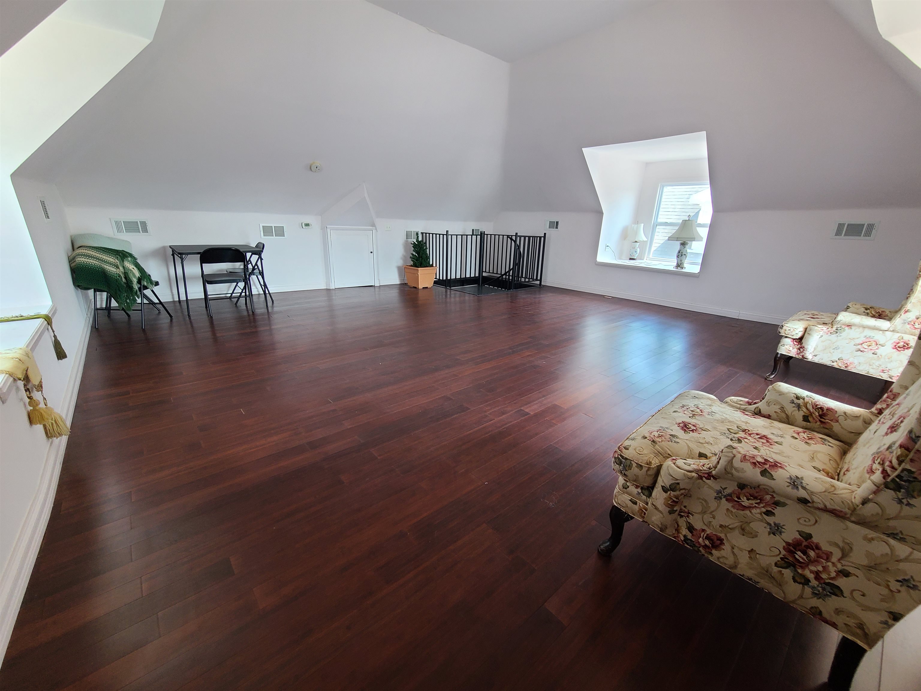 1229 Allen, Owensboro, Kentucky 42303, 5 Bedrooms Bedrooms, ,4 BathroomsBathrooms,Single Family Residence,For Sale,Allen,87580