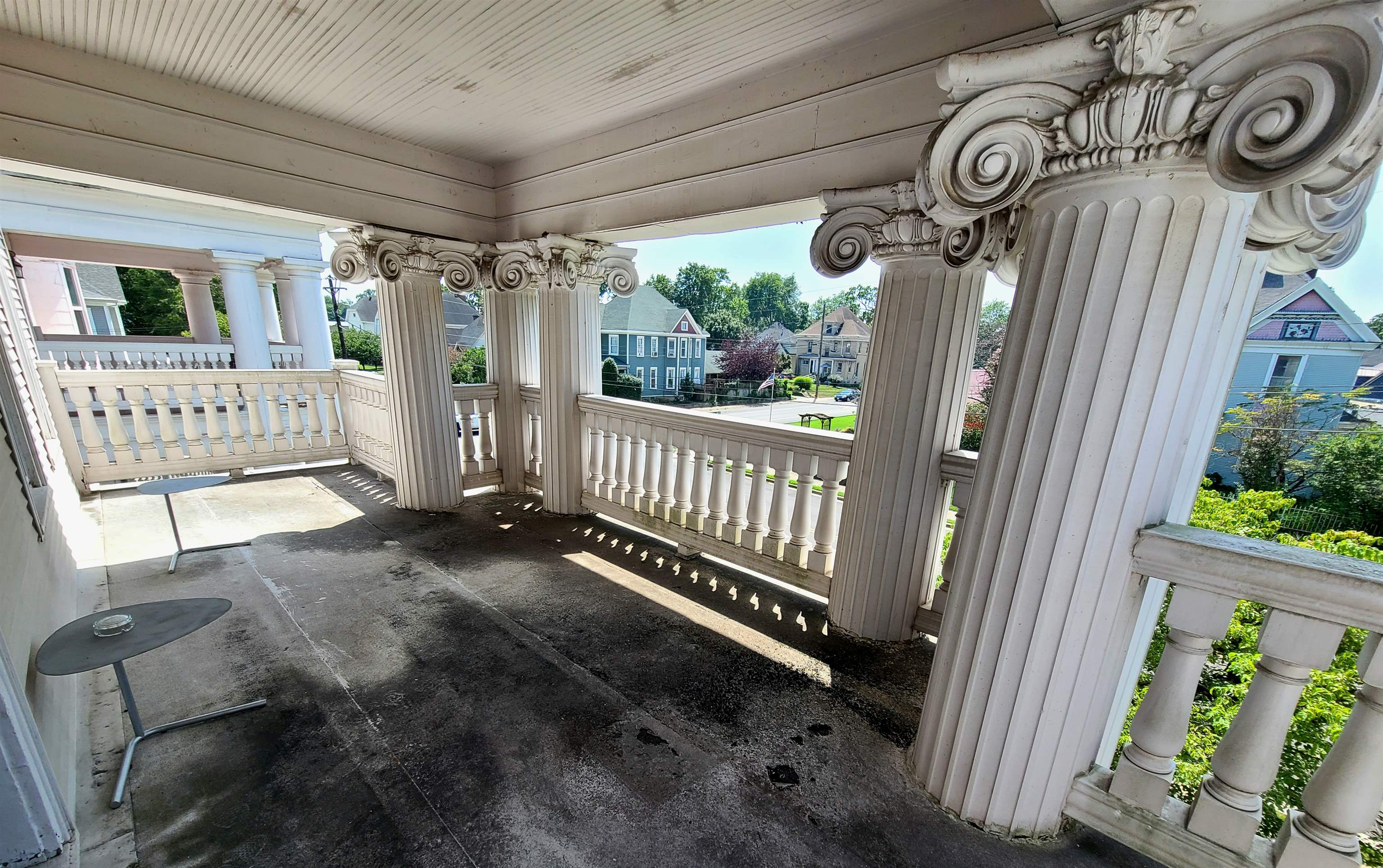 1229 Allen, Owensboro, Kentucky 42303, 5 Bedrooms Bedrooms, ,4 BathroomsBathrooms,Single Family Residence,For Sale,Allen,87580