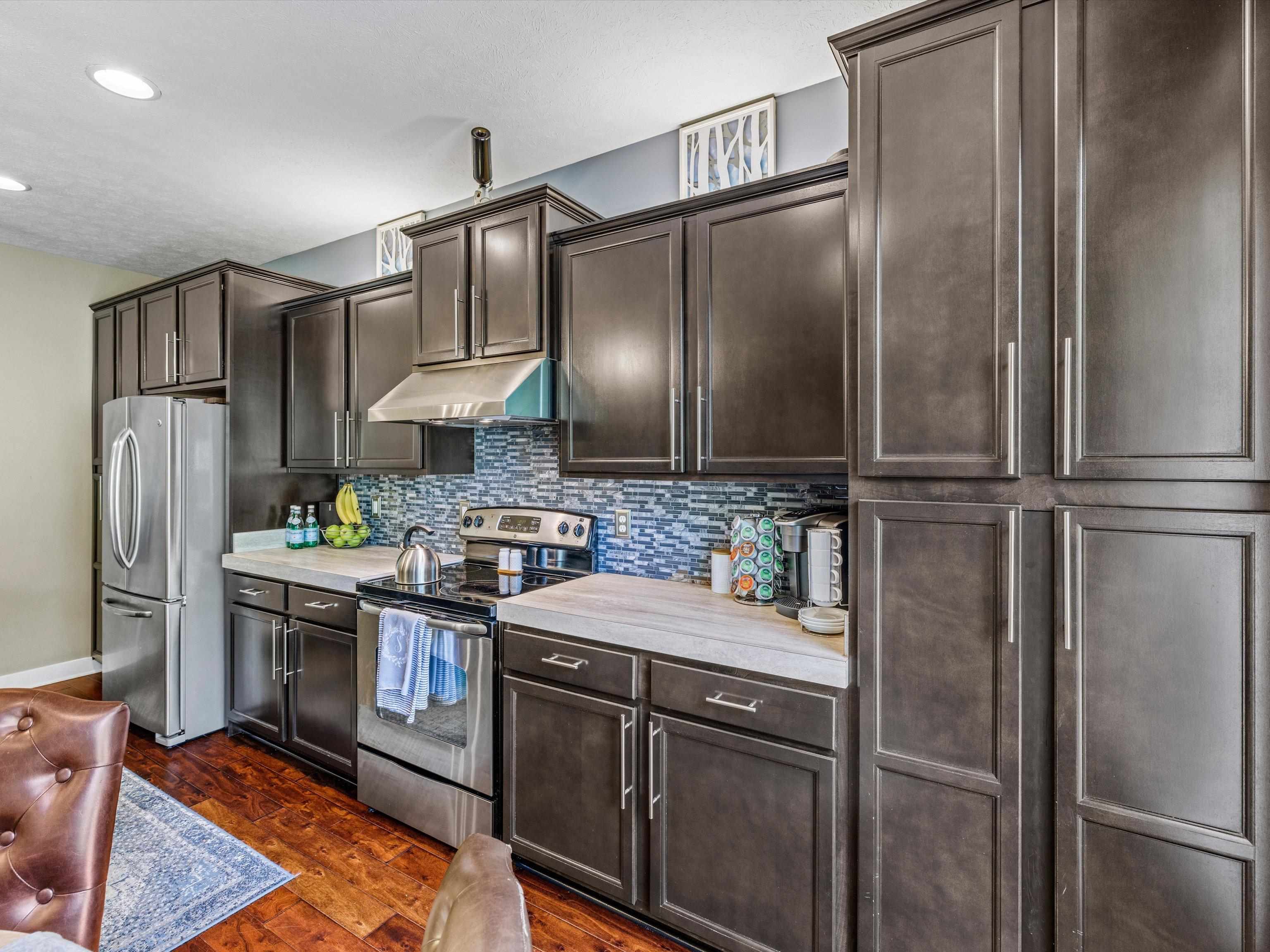 2102 Meadowhill Lane, Utica, Kentucky 42376, 2 Bedrooms Bedrooms, ,2 BathroomsBathrooms,Single Family Residence,For Sale,Meadowhill Lane,87588