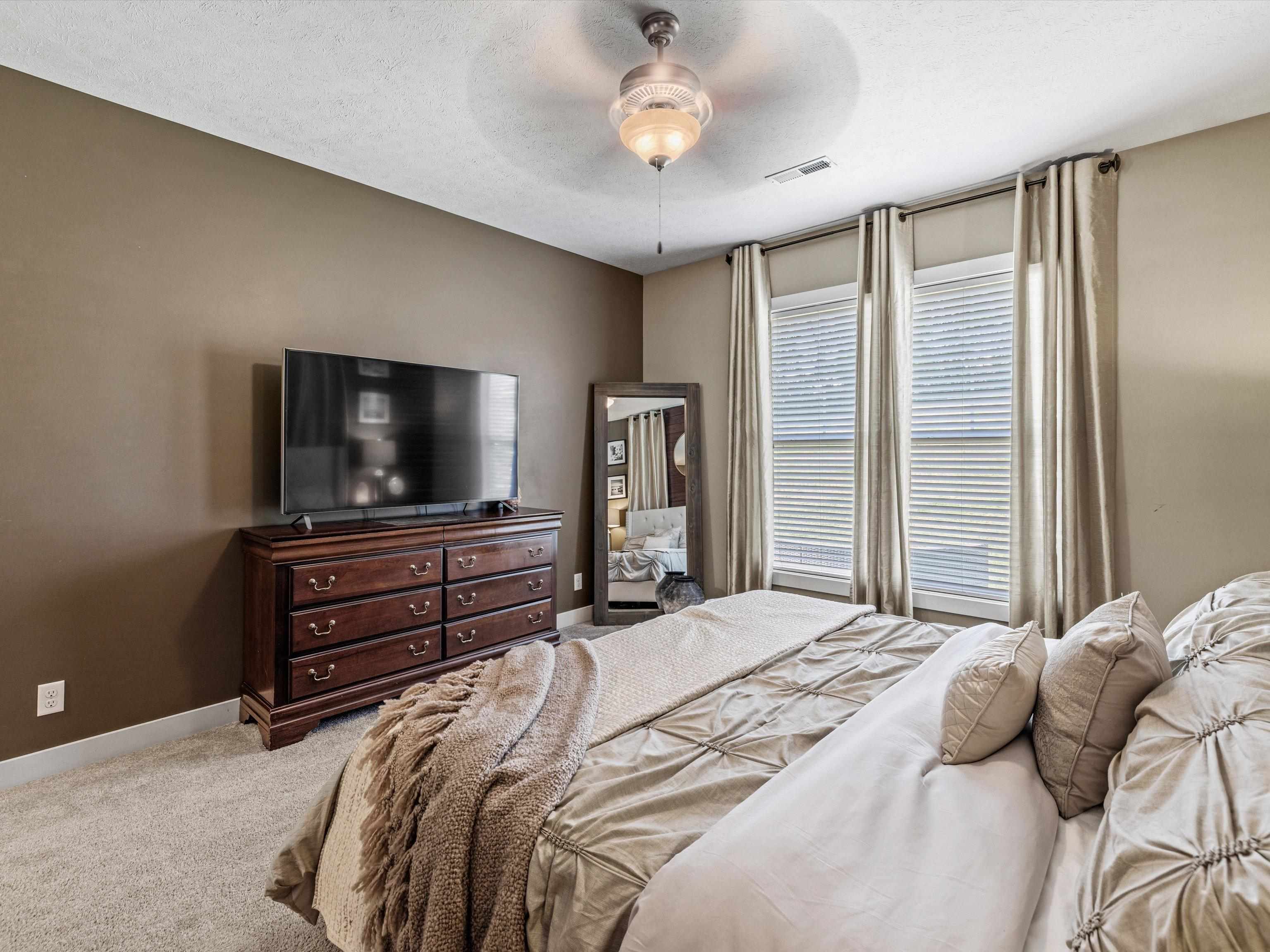 2102 Meadowhill Lane, Utica, Kentucky 42376, 2 Bedrooms Bedrooms, ,2 BathroomsBathrooms,Single Family Residence,For Sale,Meadowhill Lane,87588