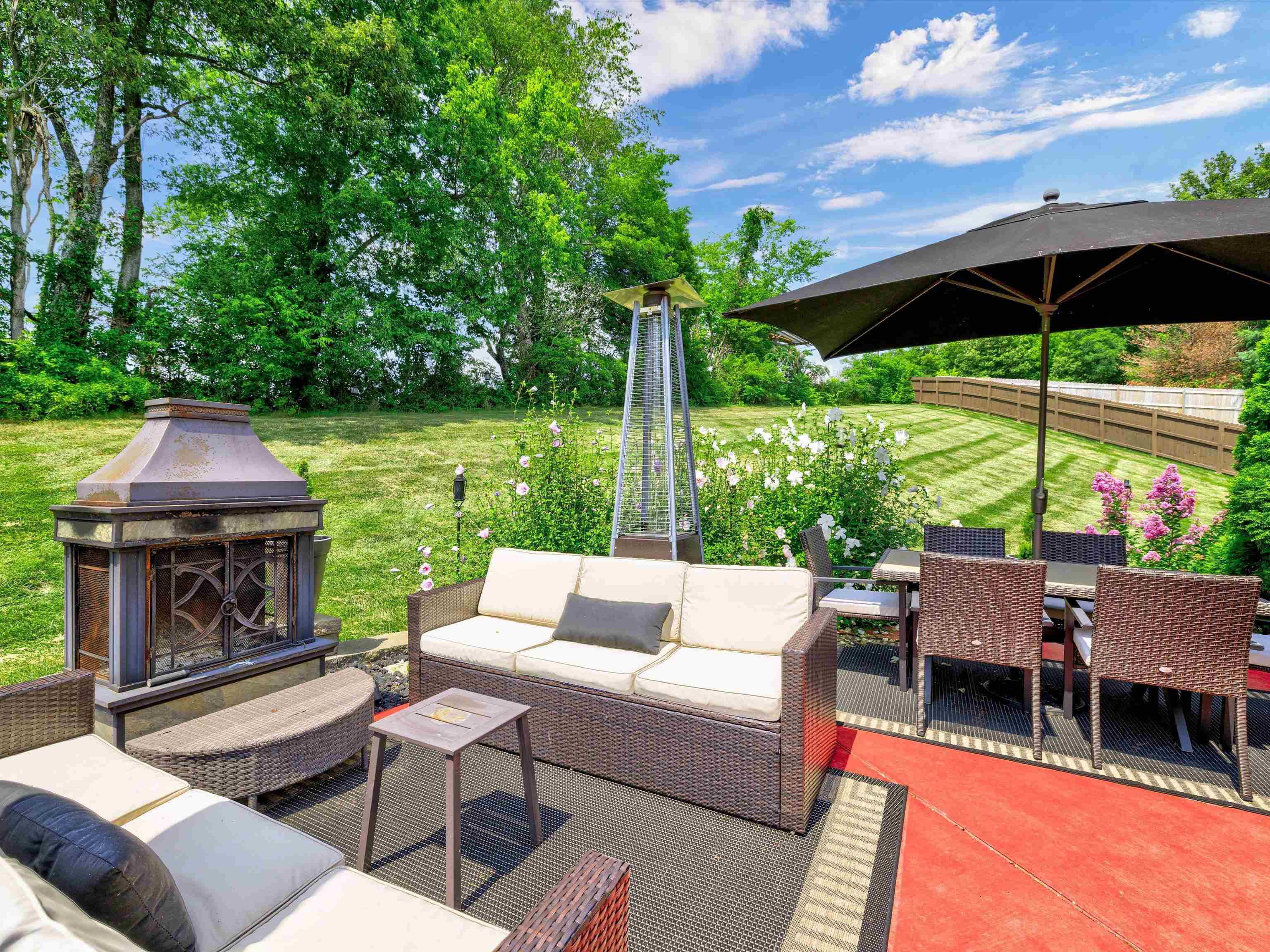 2102 Meadowhill Lane, Utica, Kentucky 42376, 2 Bedrooms Bedrooms, ,2 BathroomsBathrooms,Single Family Residence,For Sale,Meadowhill Lane,87588