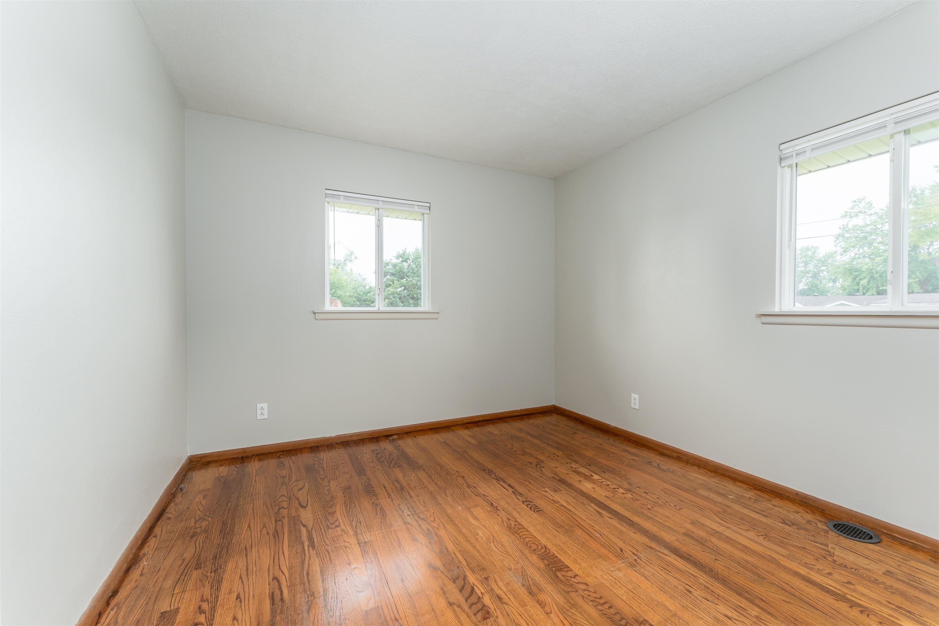 3522 Surrey Drive, Owensboro, Kentucky 42301, 3 Bedrooms Bedrooms, ,1 BathroomBathrooms,Single Family Residence,For Sale,Surrey Drive,87589
