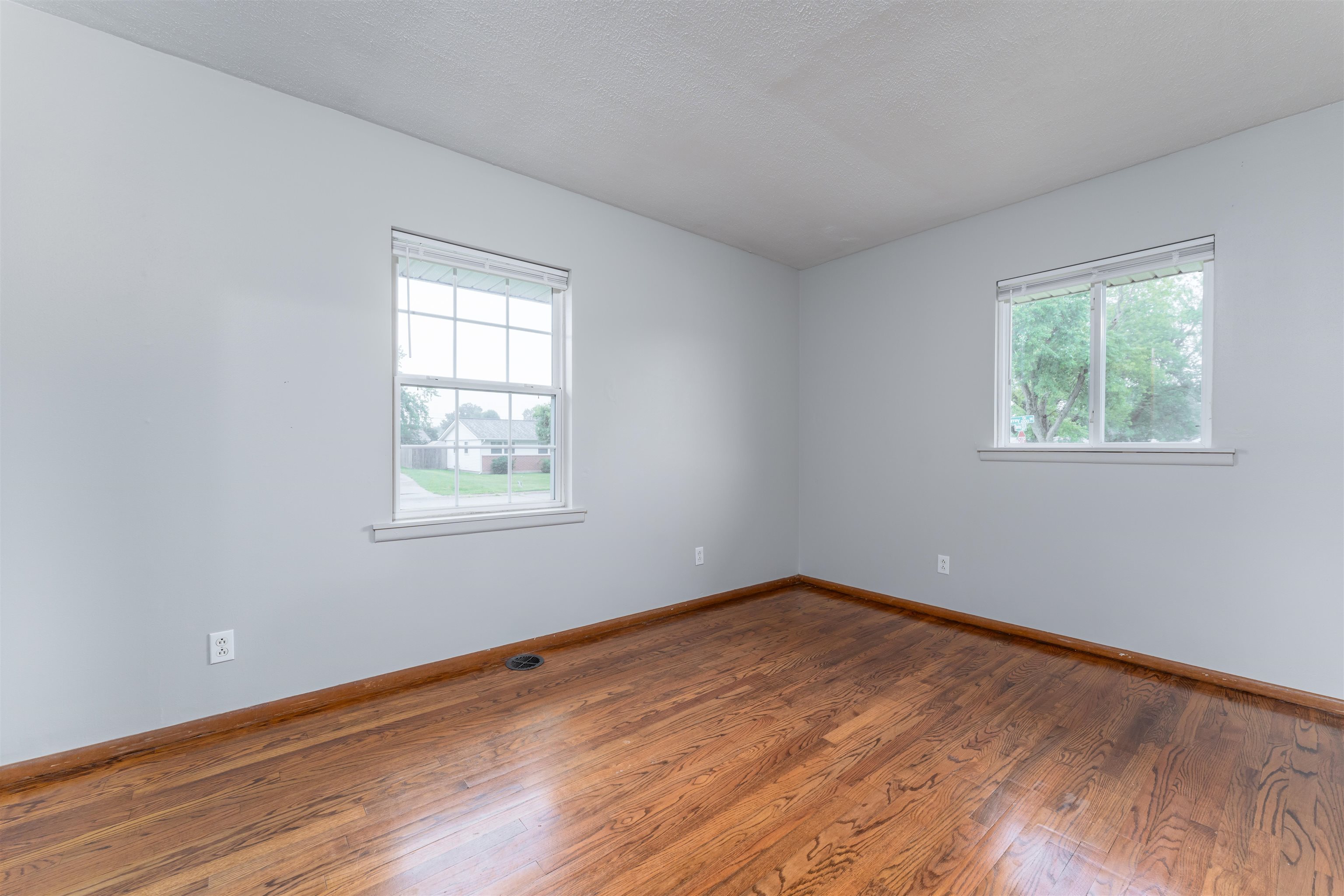 3522 Surrey Drive, Owensboro, Kentucky 42301, 3 Bedrooms Bedrooms, ,1 BathroomBathrooms,Single Family Residence,For Sale,Surrey Drive,87589