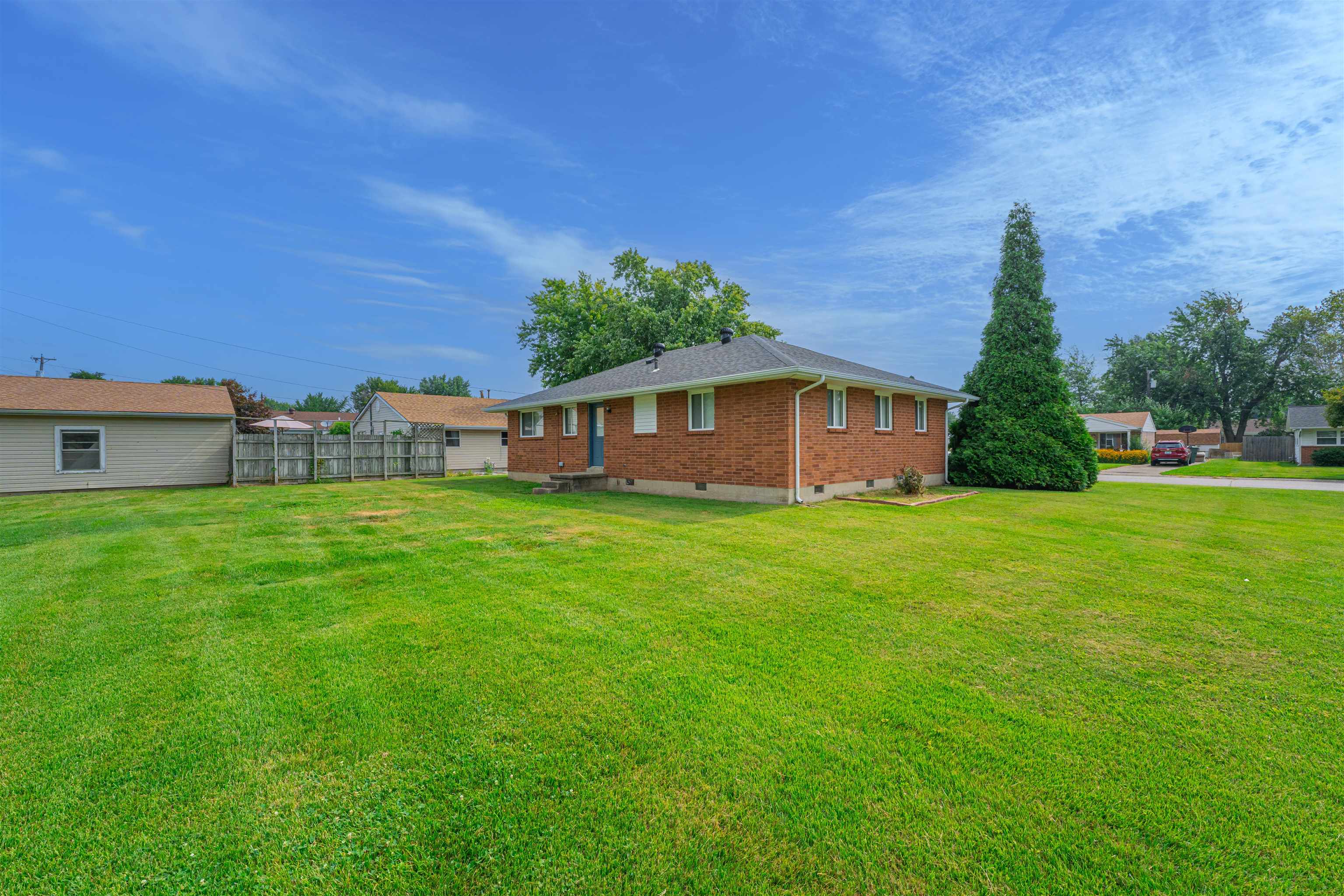 3522 Surrey Drive, Owensboro, Kentucky 42301, 3 Bedrooms Bedrooms, ,1 BathroomBathrooms,Single Family Residence,For Sale,Surrey Drive,87589