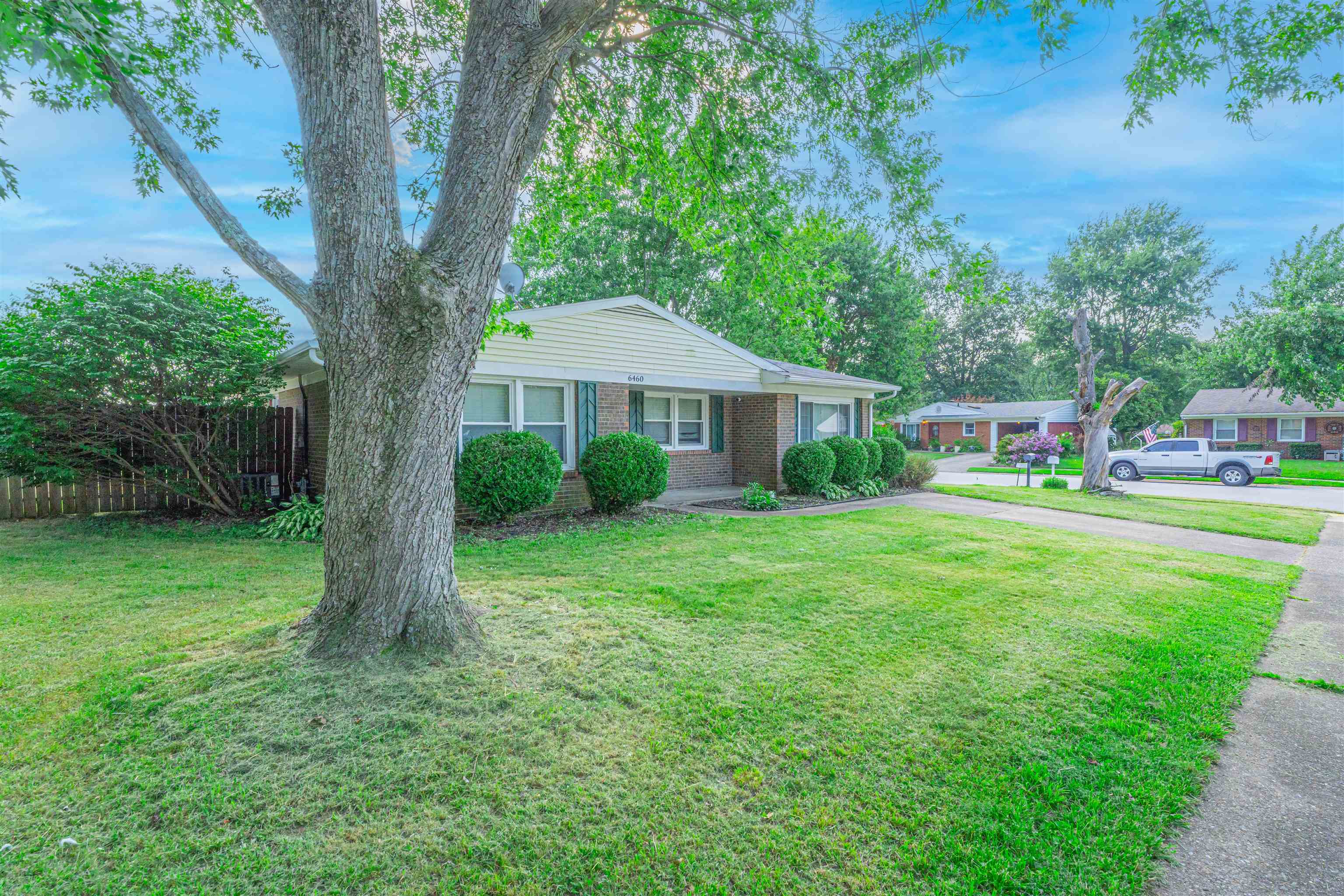 6460 Lilac Ln, Utica, Kentucky 42376, 4 Bedrooms Bedrooms, ,2 BathroomsBathrooms,Single Family Residence,For Sale,Lilac Ln,87590