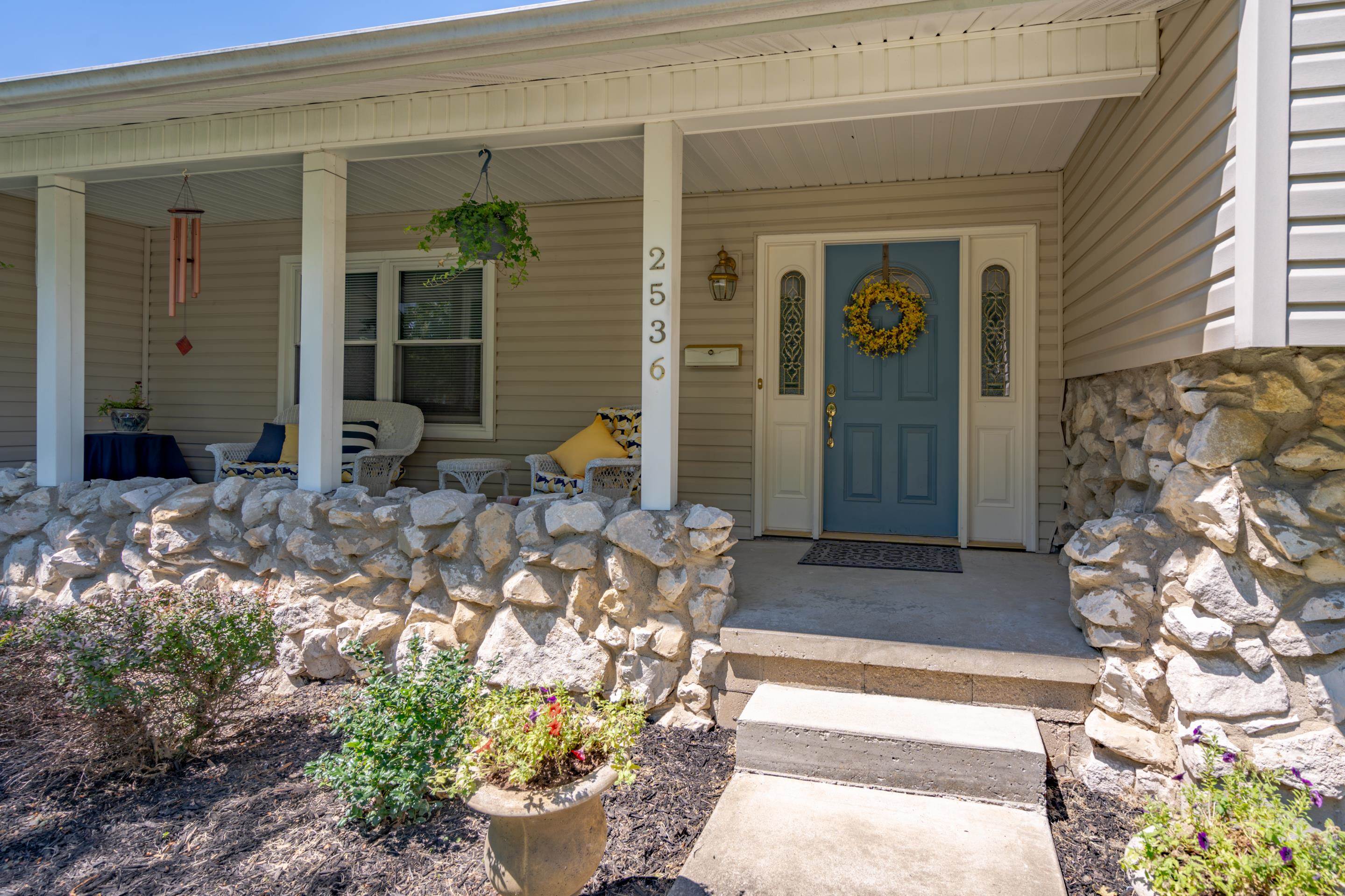 2536 Mayfair Avenue, Owensboro, Kentucky 42301, 4 Bedrooms Bedrooms, ,2 BathroomsBathrooms,Single Family Residence,For Sale,Mayfair Avenue,87607