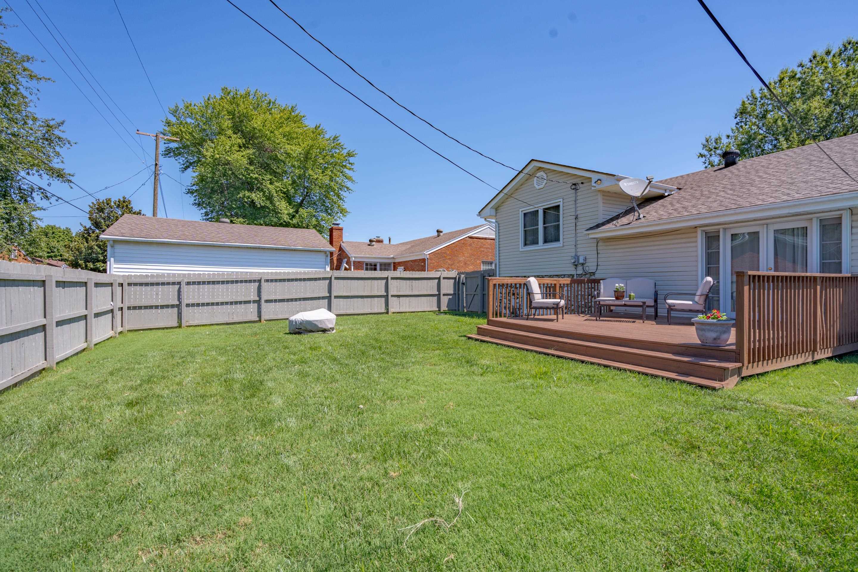 2536 Mayfair Avenue, Owensboro, Kentucky 42301, 4 Bedrooms Bedrooms, ,2 BathroomsBathrooms,Single Family Residence,For Sale,Mayfair Avenue,87607