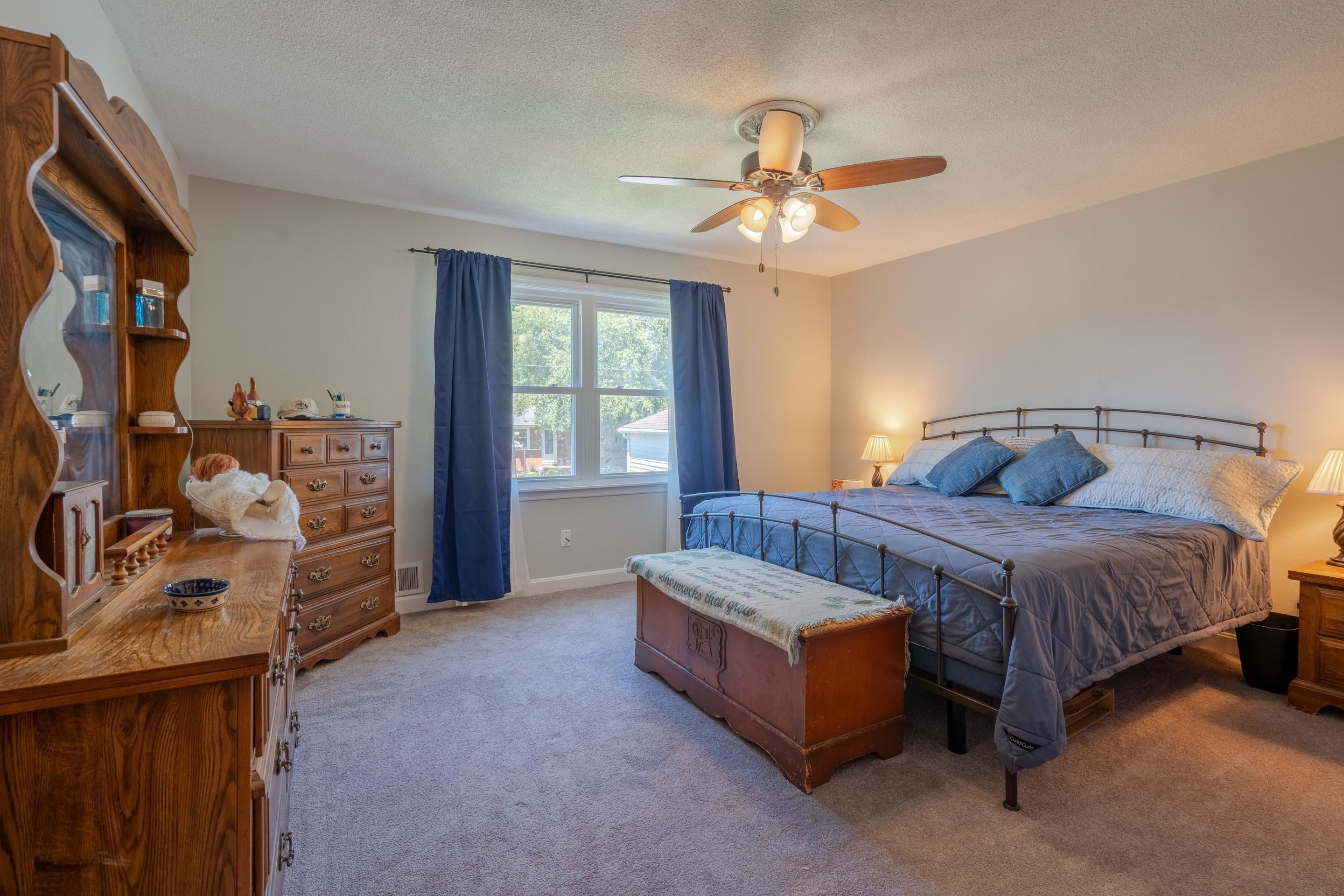 2536 Mayfair Avenue, Owensboro, Kentucky 42301, 4 Bedrooms Bedrooms, ,2 BathroomsBathrooms,Single Family Residence,For Sale,Mayfair Avenue,87607