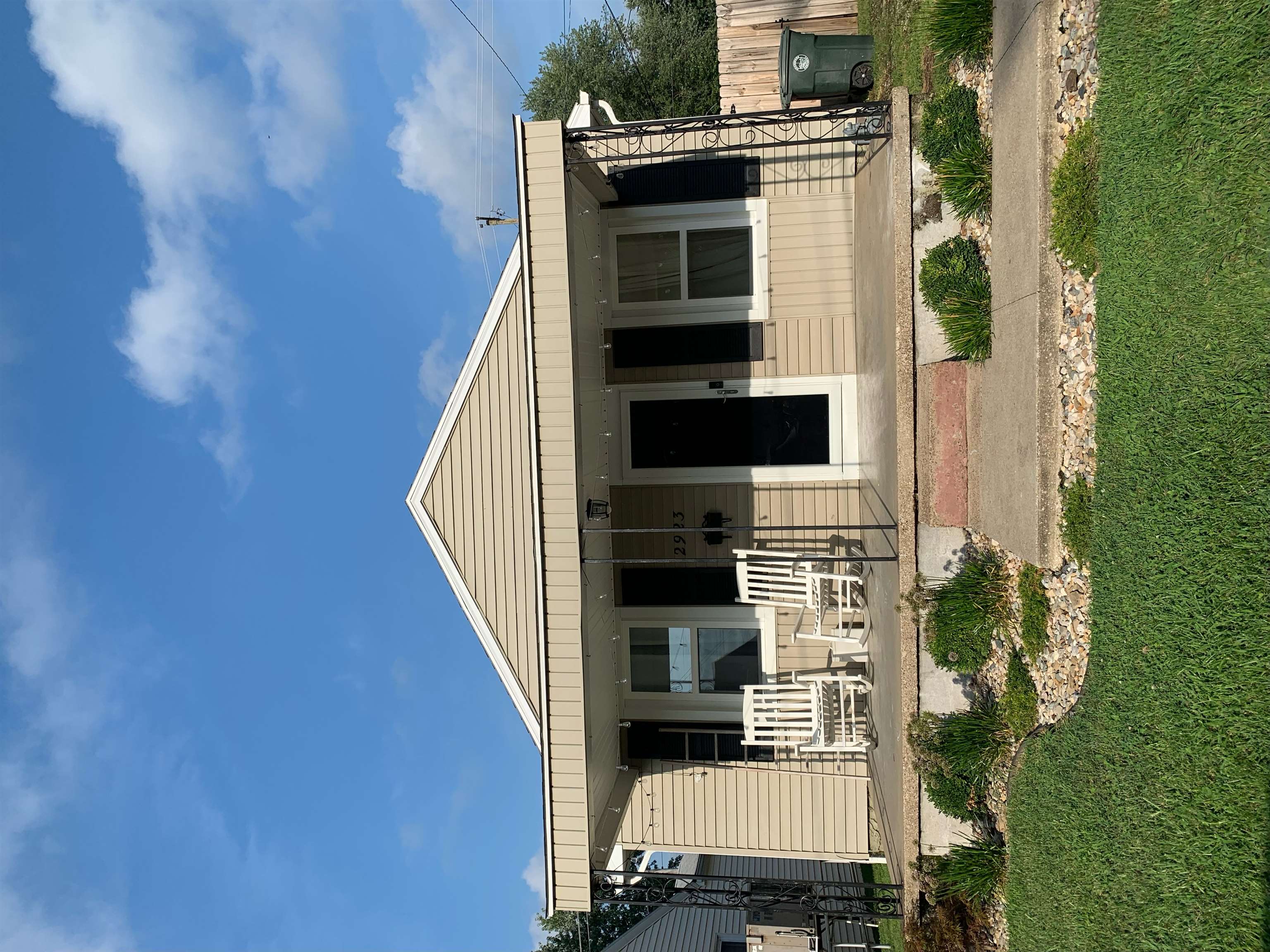 2923 Daviess St., Owensboro, Kentucky 42303, 3 Bedrooms Bedrooms, ,1 BathroomBathrooms,Single Family Residence,For Sale,Daviess St.,87620