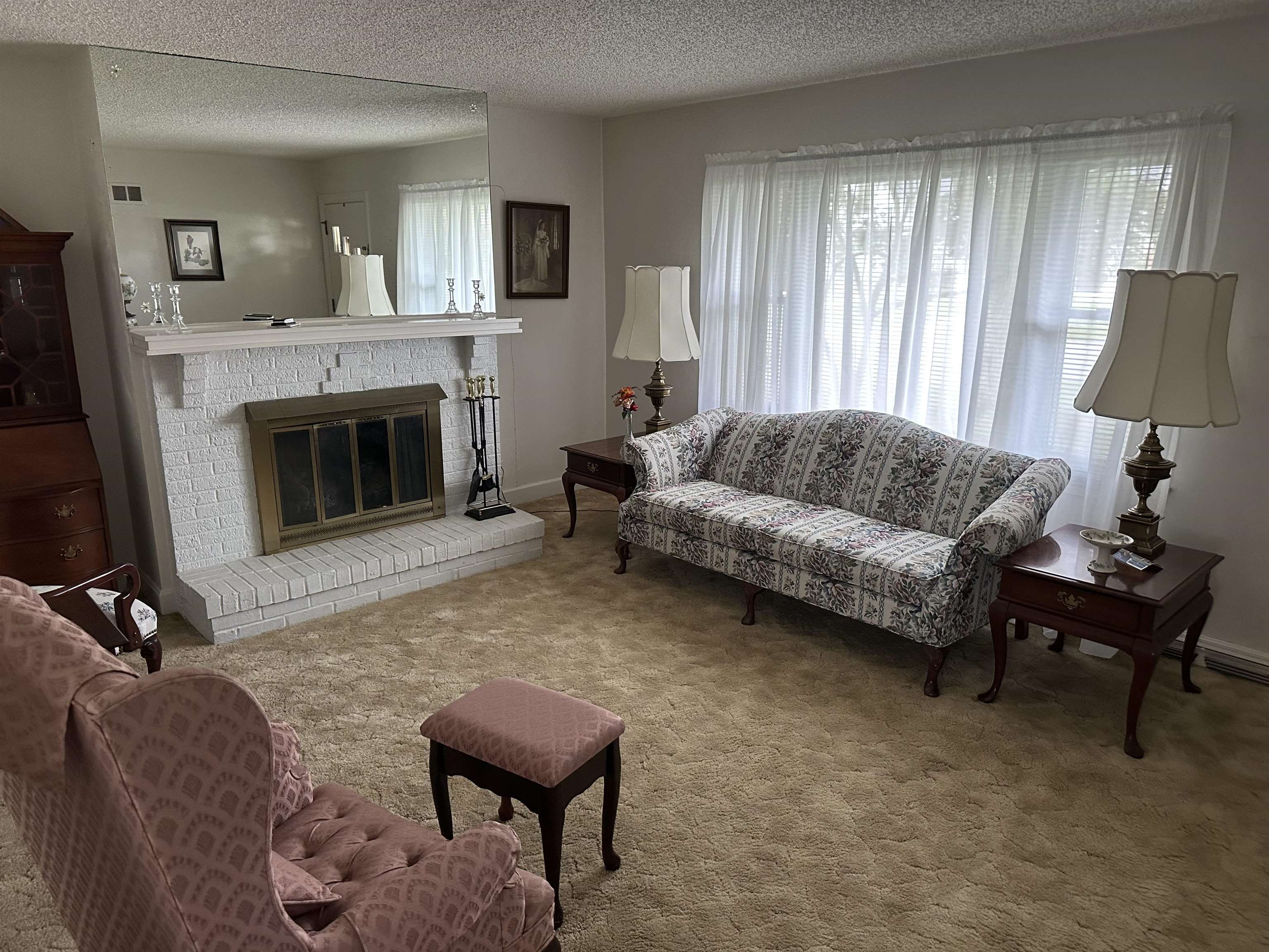 1120 Hill Ave, Owensboro, Kentucky 42301, 3 Bedrooms Bedrooms, ,2 BathroomsBathrooms,Single Family Residence,For Sale,Hill Ave,87628