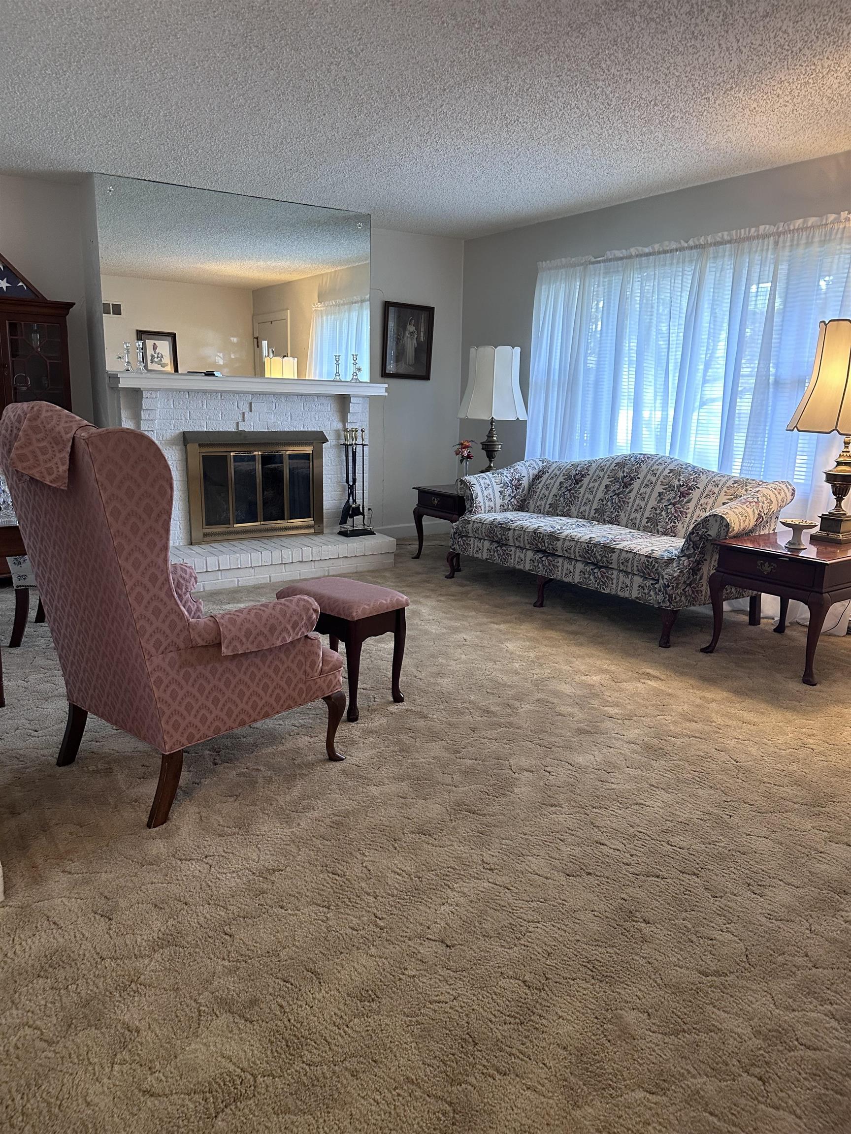 1120 Hill Ave, Owensboro, Kentucky 42301, 3 Bedrooms Bedrooms, ,2 BathroomsBathrooms,Single Family Residence,For Sale,Hill Ave,87628
