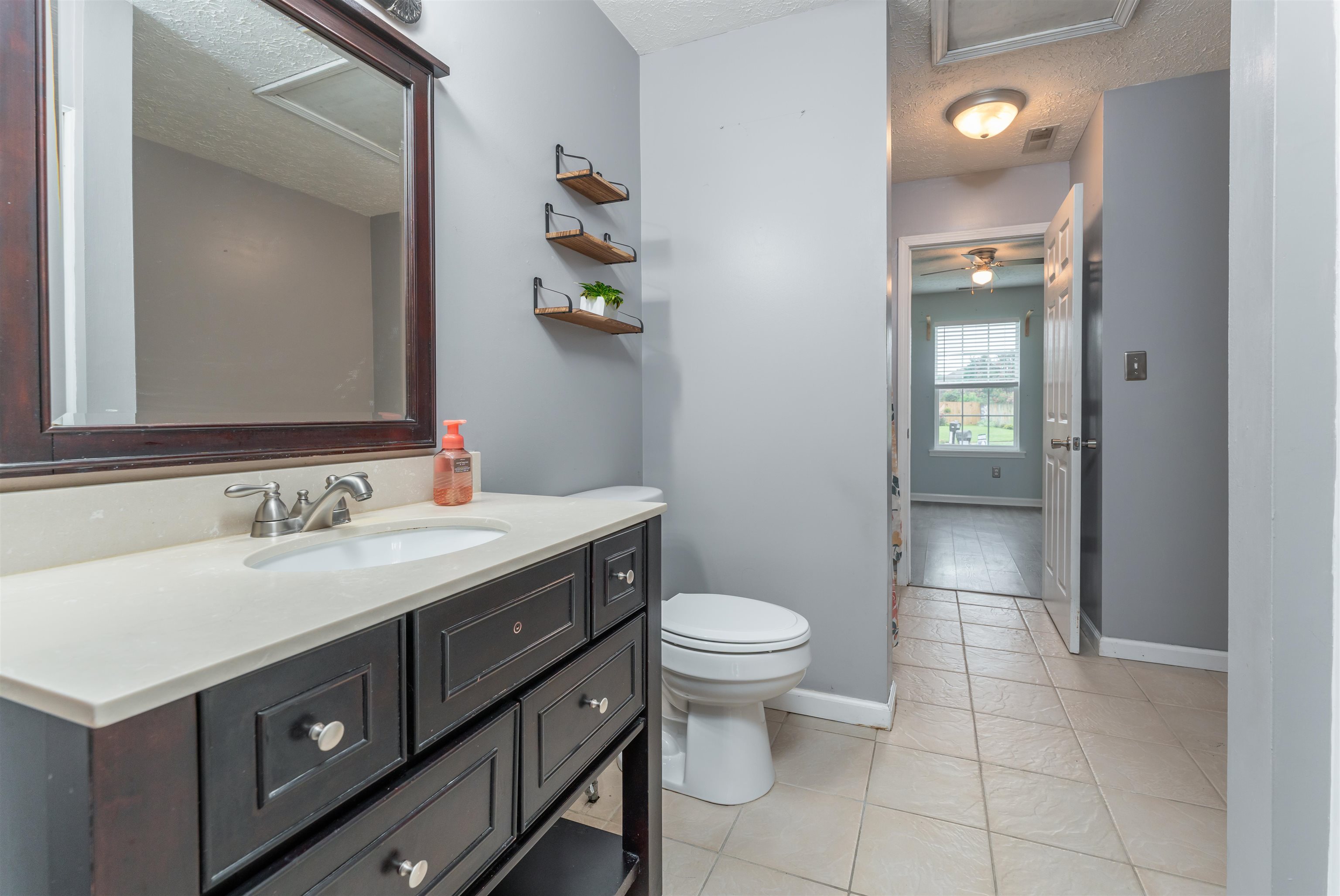 2545 Lake Pointe, Owensboro, Kentucky 42301, 2 Bedrooms Bedrooms, ,1 BathroomBathrooms,Single Family Residence,For Sale,Lake Pointe,87632