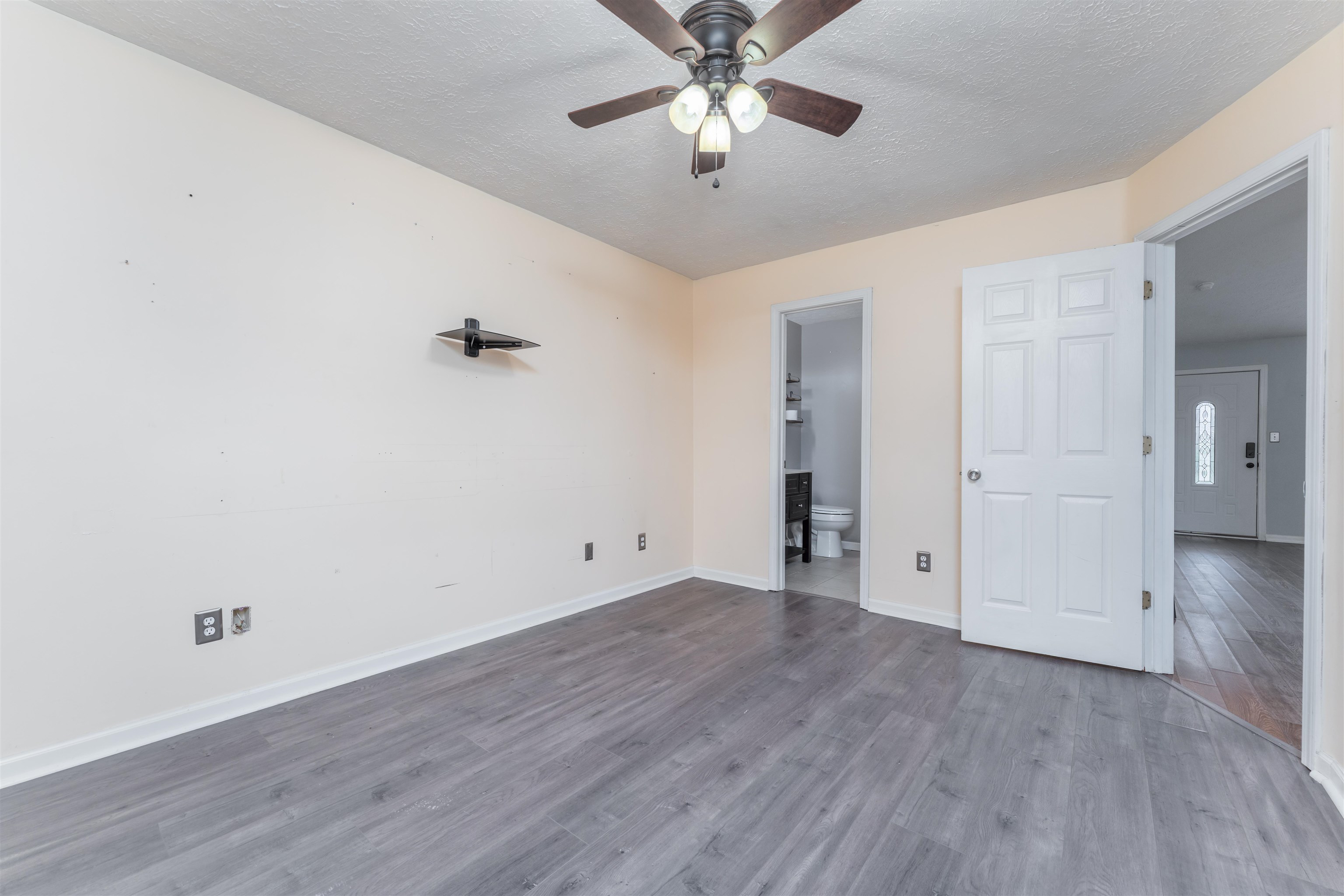 2545 Lake Pointe, Owensboro, Kentucky 42301, 2 Bedrooms Bedrooms, ,1 BathroomBathrooms,Single Family Residence,For Sale,Lake Pointe,87632