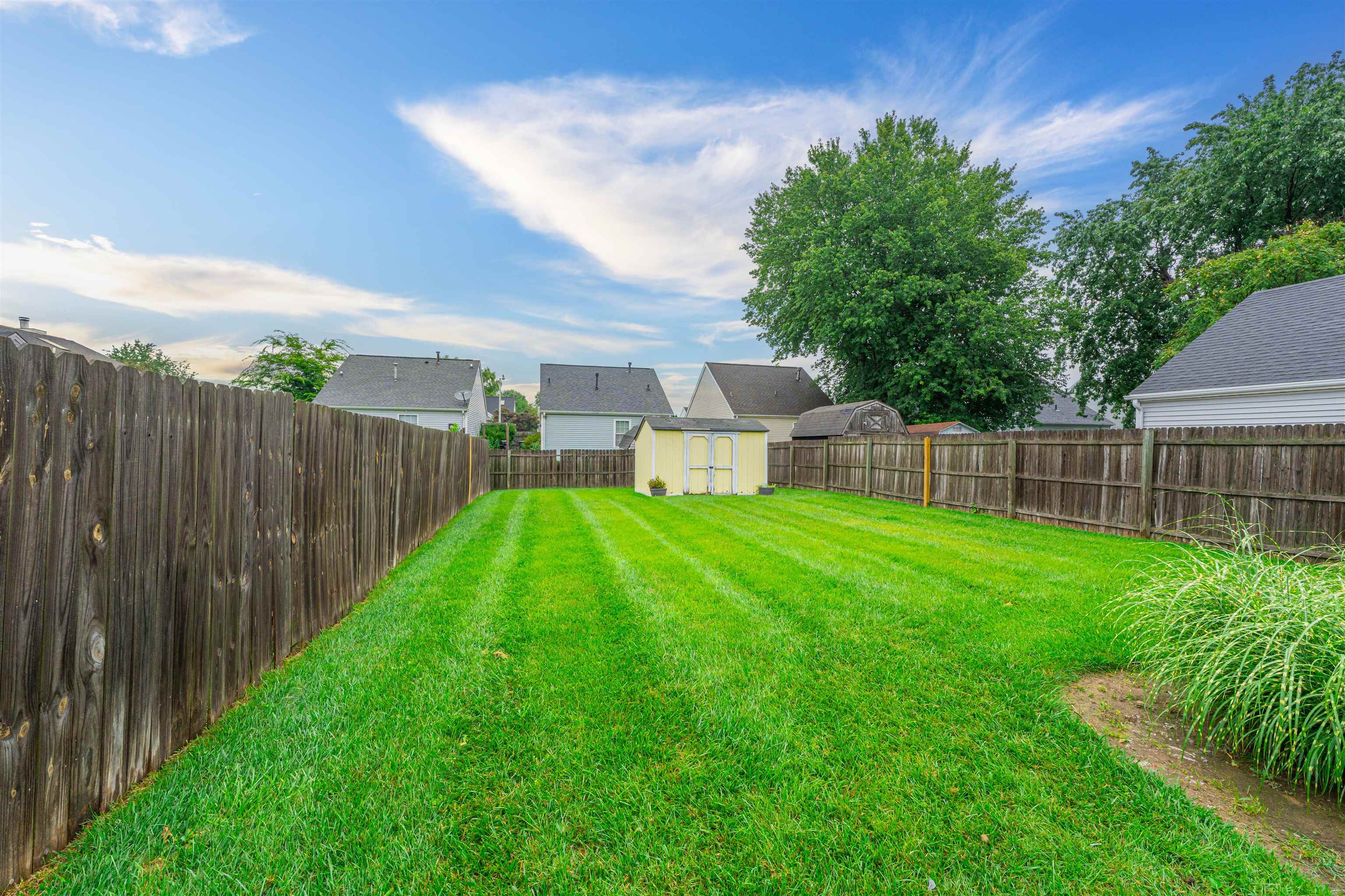 2545 Lake Pointe, Owensboro, Kentucky 42301, 2 Bedrooms Bedrooms, ,1 BathroomBathrooms,Single Family Residence,For Sale,Lake Pointe,87632