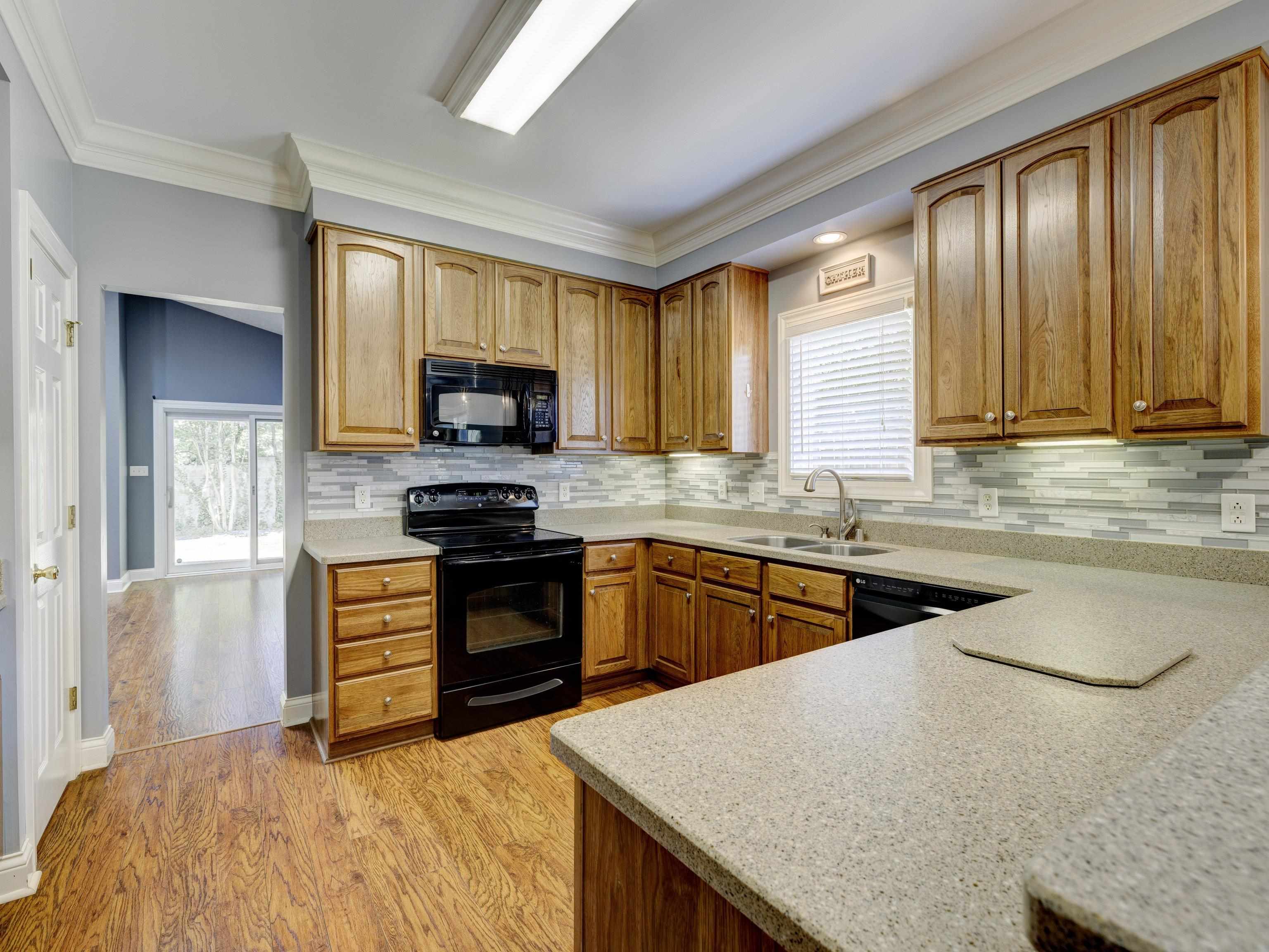 4217 Edgewood Court, Owensboro, Kentucky 42303, 4 Bedrooms Bedrooms, ,2 BathroomsBathrooms,Single Family Residence,For Sale,Edgewood Court,87635