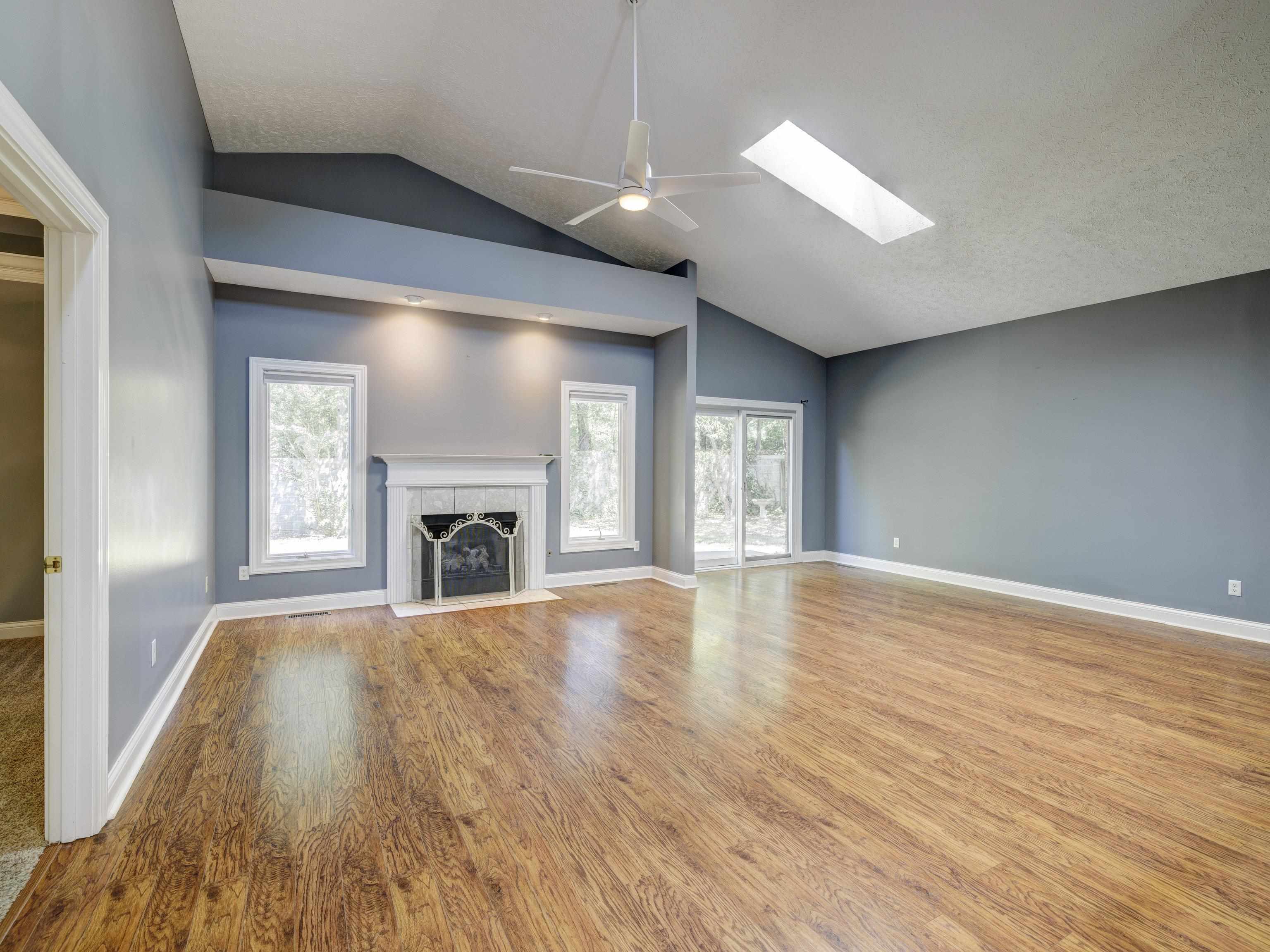 4217 Edgewood Court, Owensboro, Kentucky 42303, 4 Bedrooms Bedrooms, ,2 BathroomsBathrooms,Single Family Residence,For Sale,Edgewood Court,87635