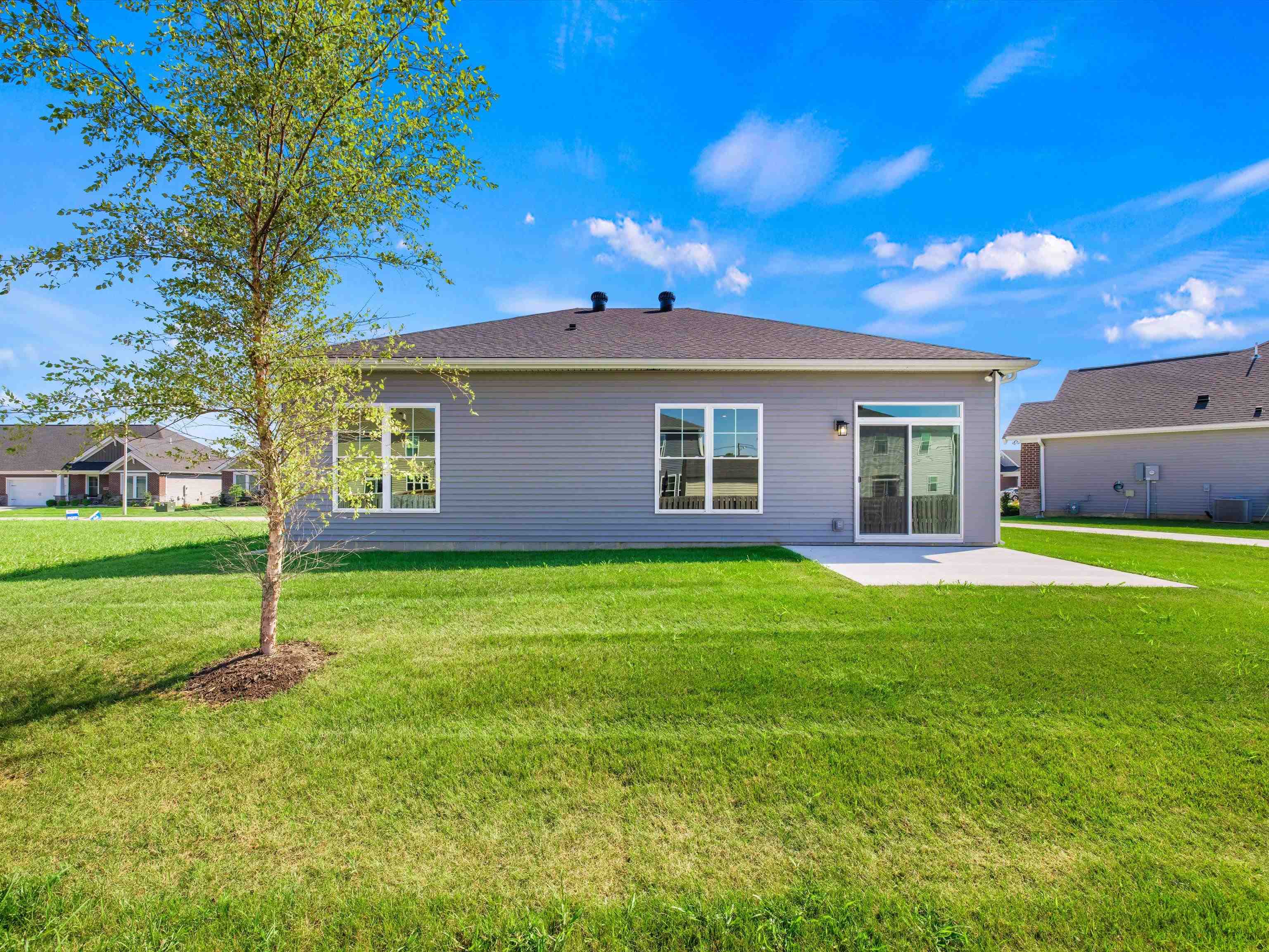 2375 Watson Circle, Owensboro, Kentucky 42301, 2 Bedrooms Bedrooms, ,2 BathroomsBathrooms,Single Family Residence,For Sale,Watson Circle,87650