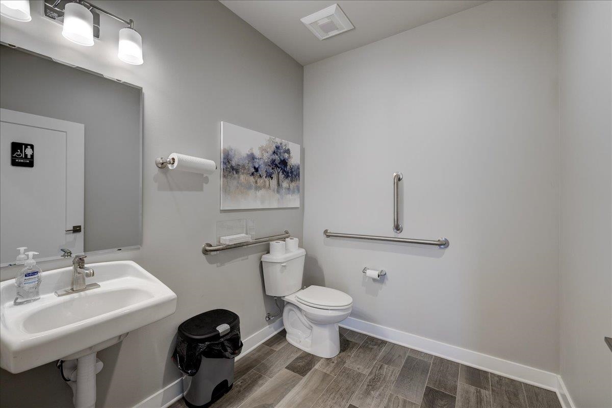 2375 Watson Circle, Owensboro, Kentucky 42301, 2 Bedrooms Bedrooms, ,2 BathroomsBathrooms,Single Family Residence,For Sale,Watson Circle,87650