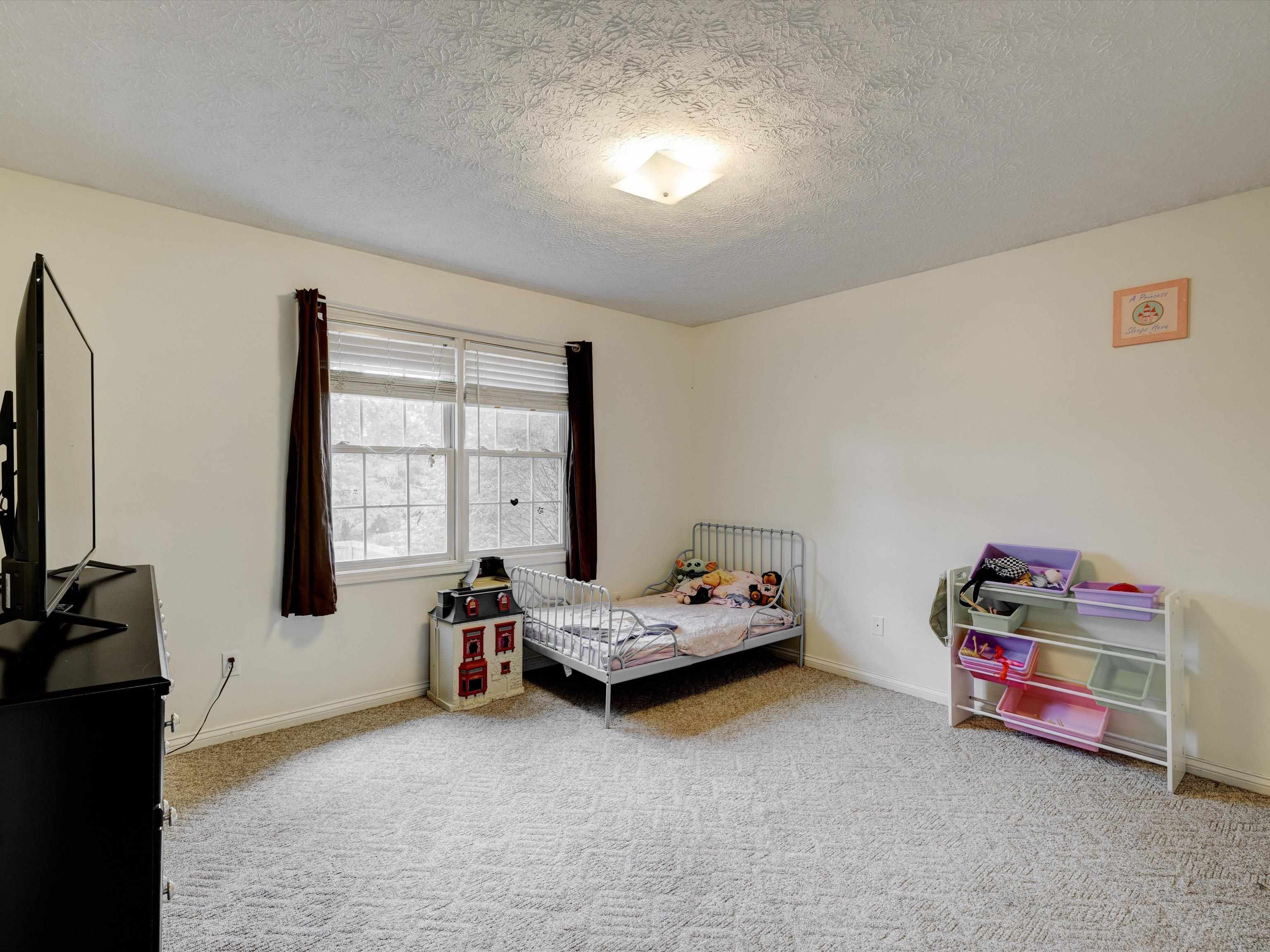 6905 Boteler Road, Philpot, Kentucky 42366, 5 Bedrooms Bedrooms, ,3 BathroomsBathrooms,Single Family Residence,For Sale,Boteler Road,87655