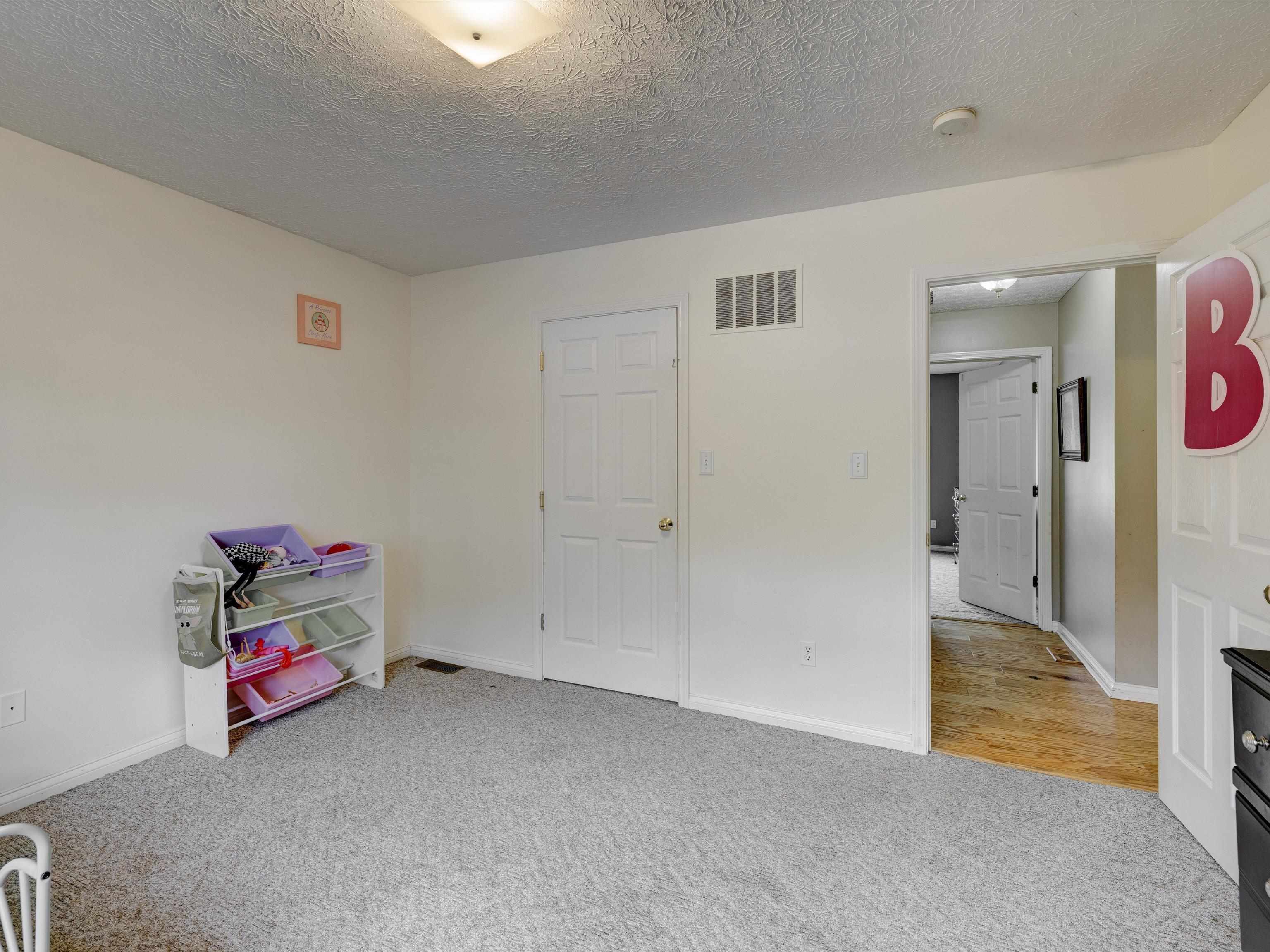 6905 Boteler Road, Philpot, Kentucky 42366, 5 Bedrooms Bedrooms, ,3 BathroomsBathrooms,Single Family Residence,For Sale,Boteler Road,87655