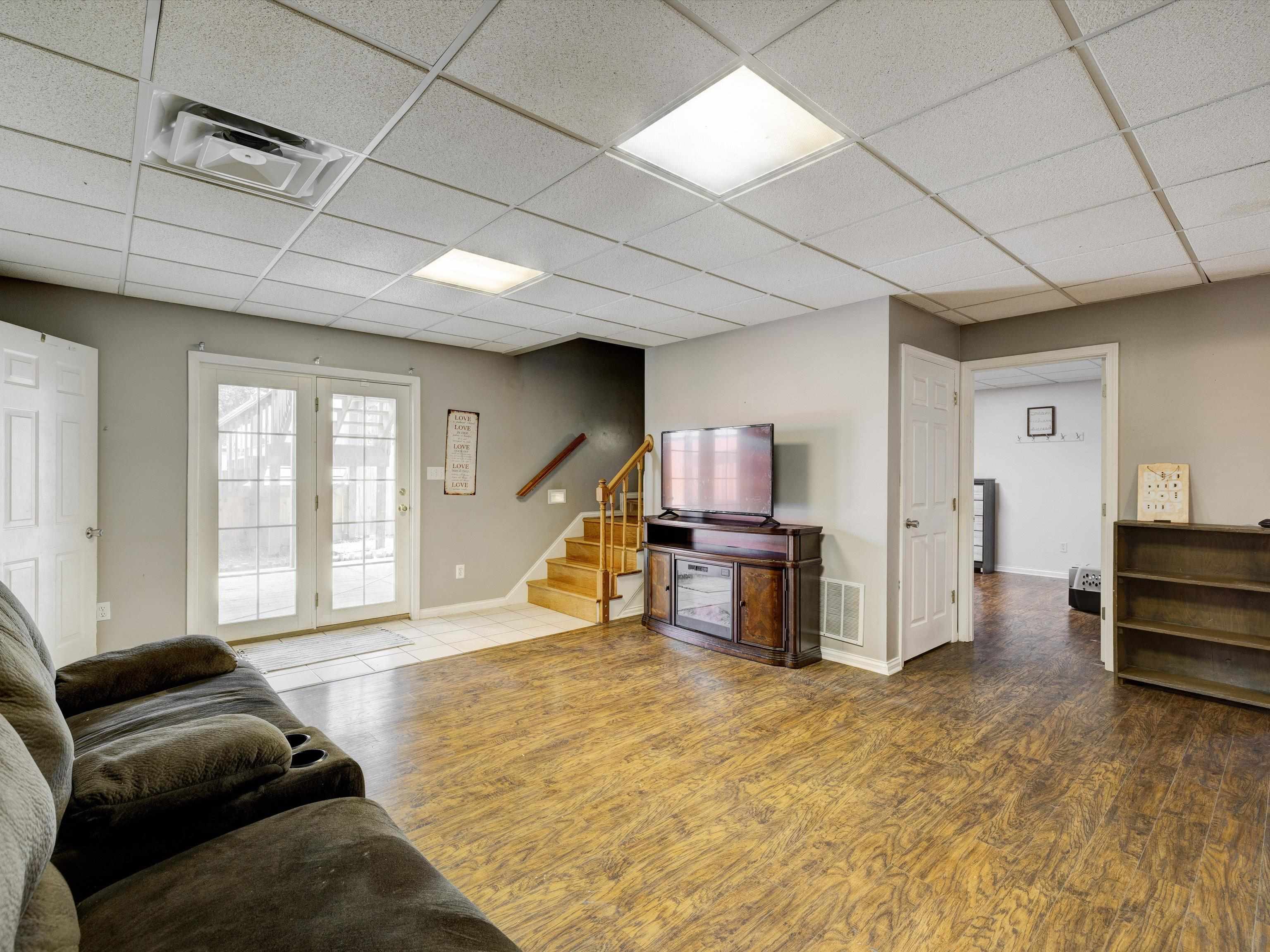 6905 Boteler Road, Philpot, Kentucky 42366, 5 Bedrooms Bedrooms, ,3 BathroomsBathrooms,Single Family Residence,For Sale,Boteler Road,87655
