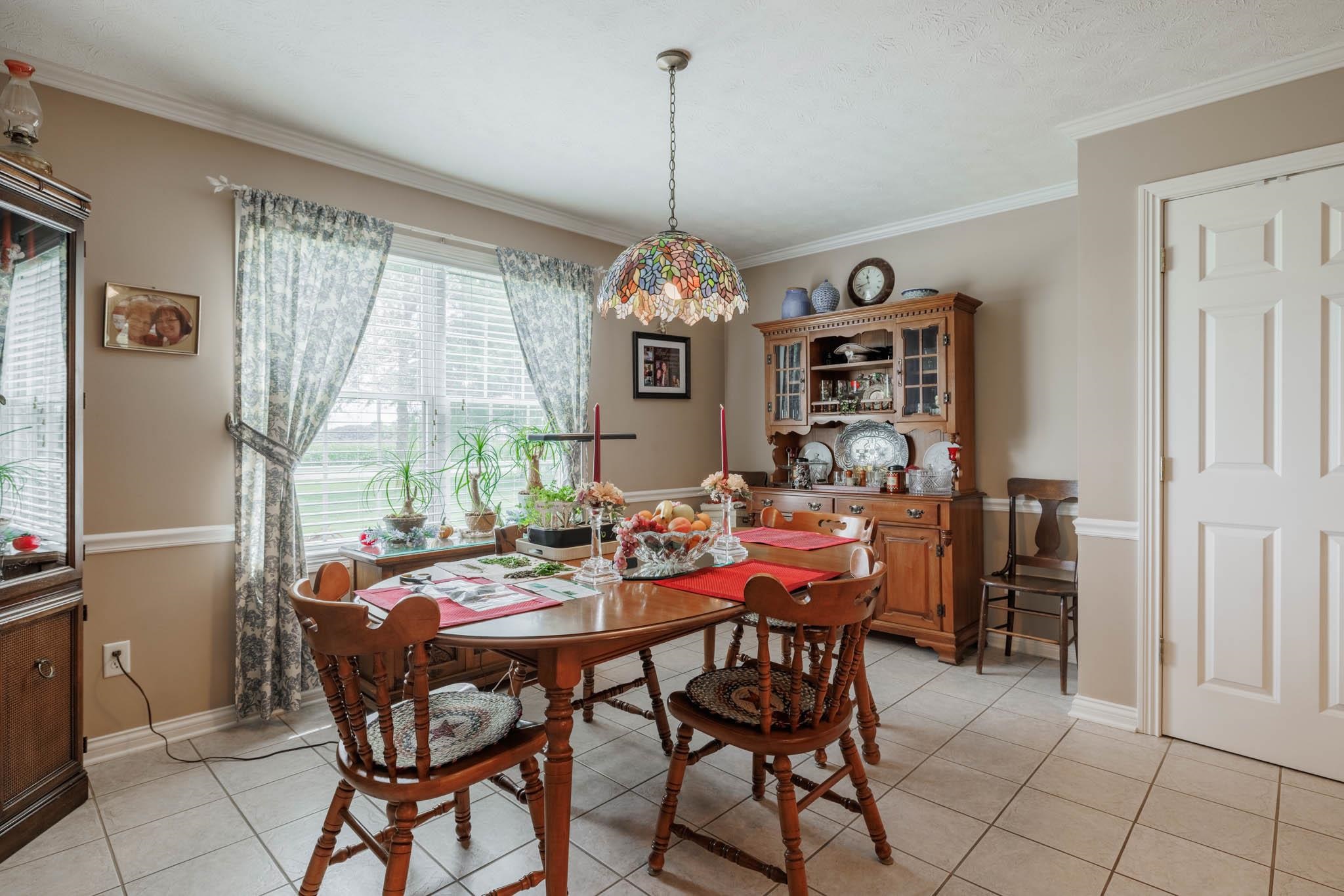 6630 Wayne Bridge Rd., Owensboro, Kentucky 42301, 3 Bedrooms Bedrooms, ,2 BathroomsBathrooms,Single Family Residence,For Sale,Wayne Bridge Rd.,87659