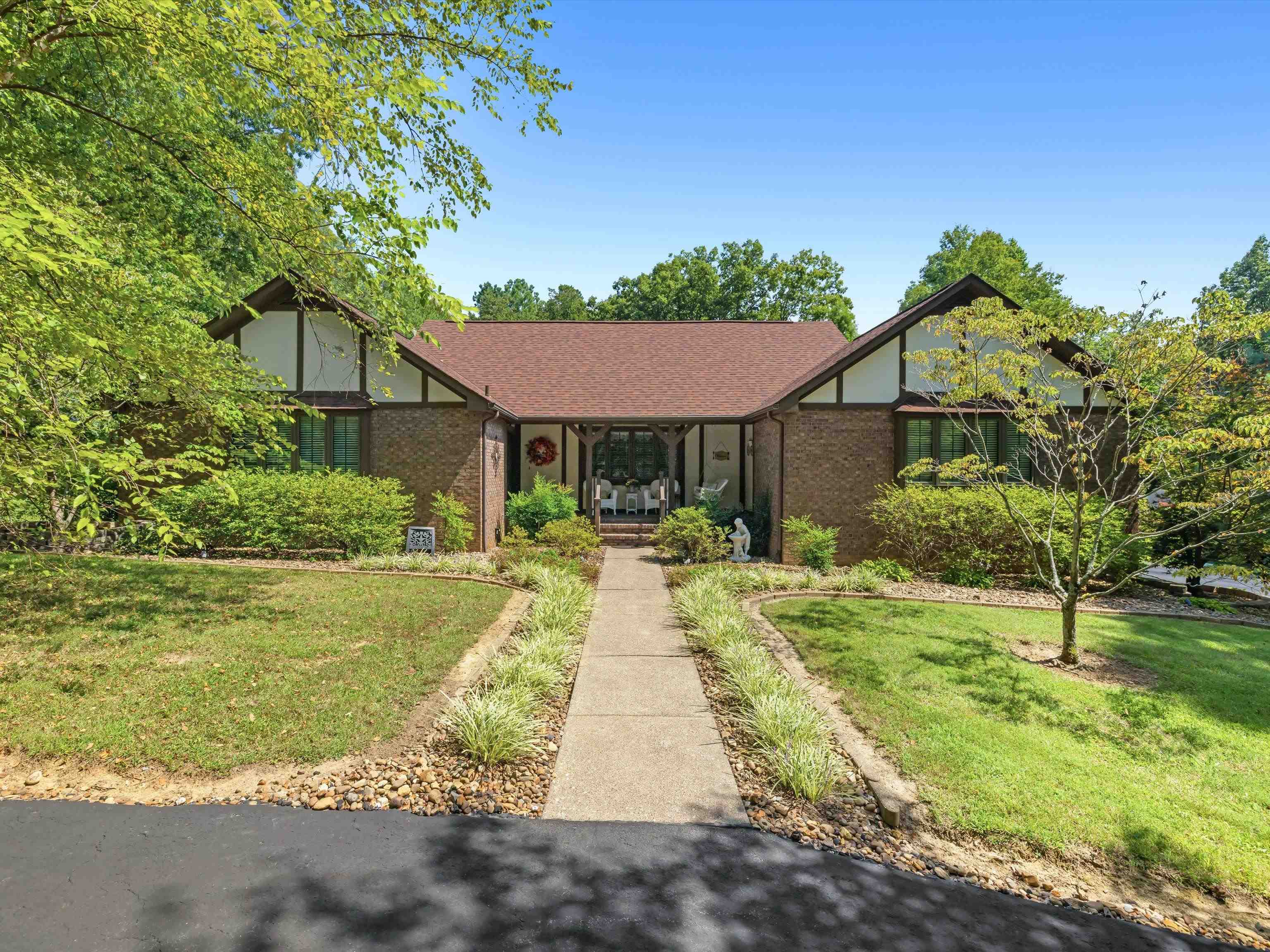 660 Great Country Estates Rd, Hawesville, KY 42348