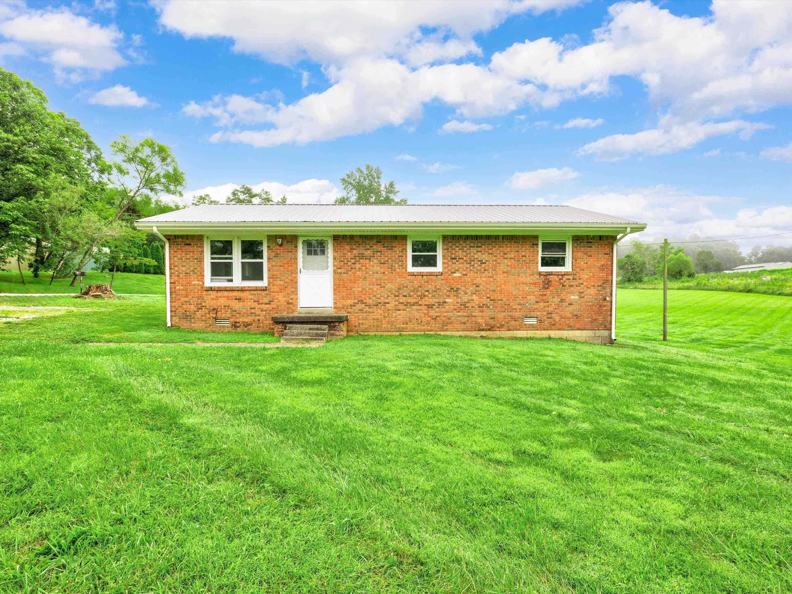 1599 Canary loop, Fordsville, Kentucky 42343, 3 Bedrooms Bedrooms, ,1 BathroomBathrooms,Single Family Residence,For Sale,Canary loop,87662