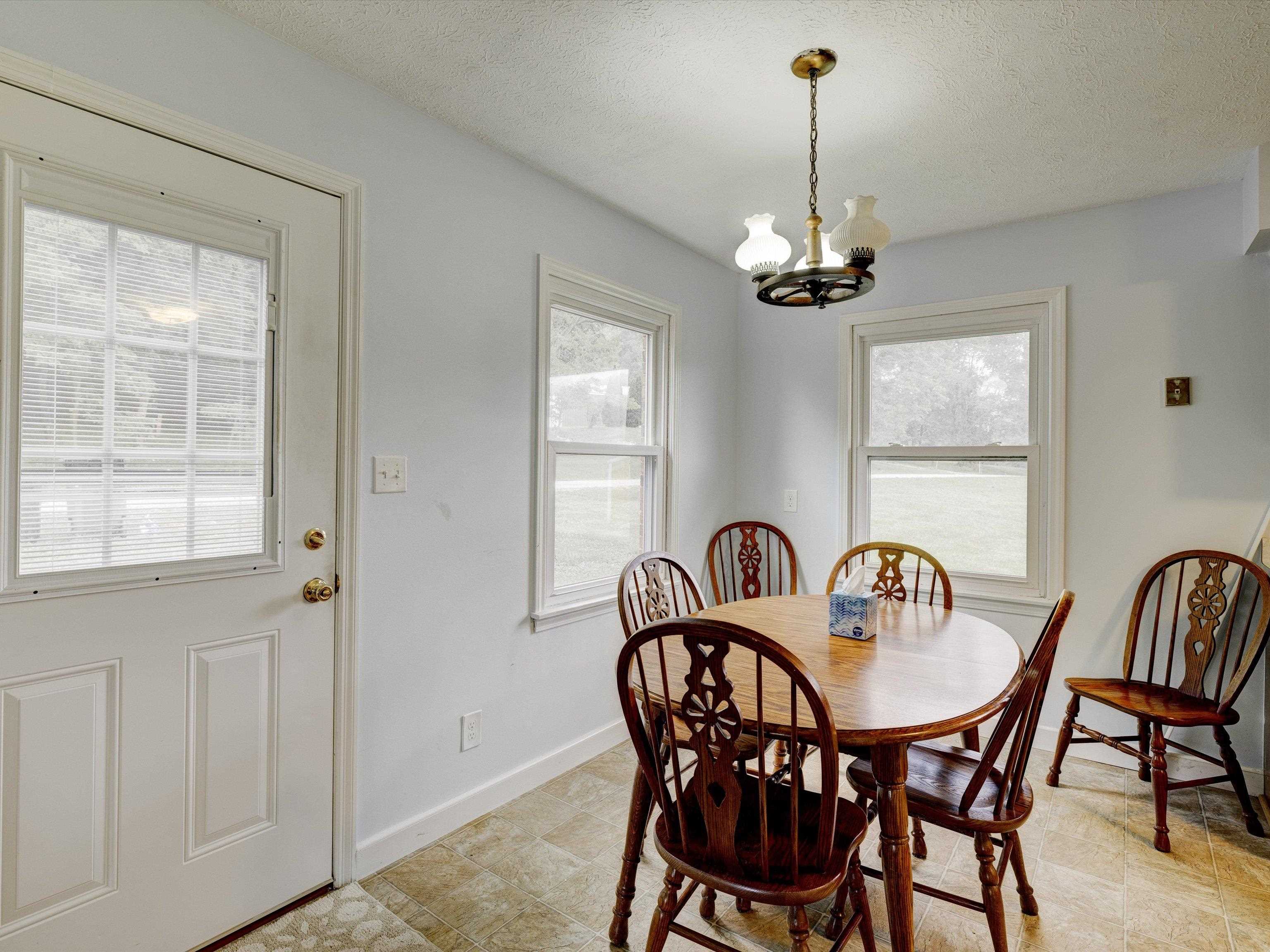 1599 Canary loop, Fordsville, Kentucky 42343, 3 Bedrooms Bedrooms, ,1 BathroomBathrooms,Single Family Residence,For Sale,Canary loop,87662