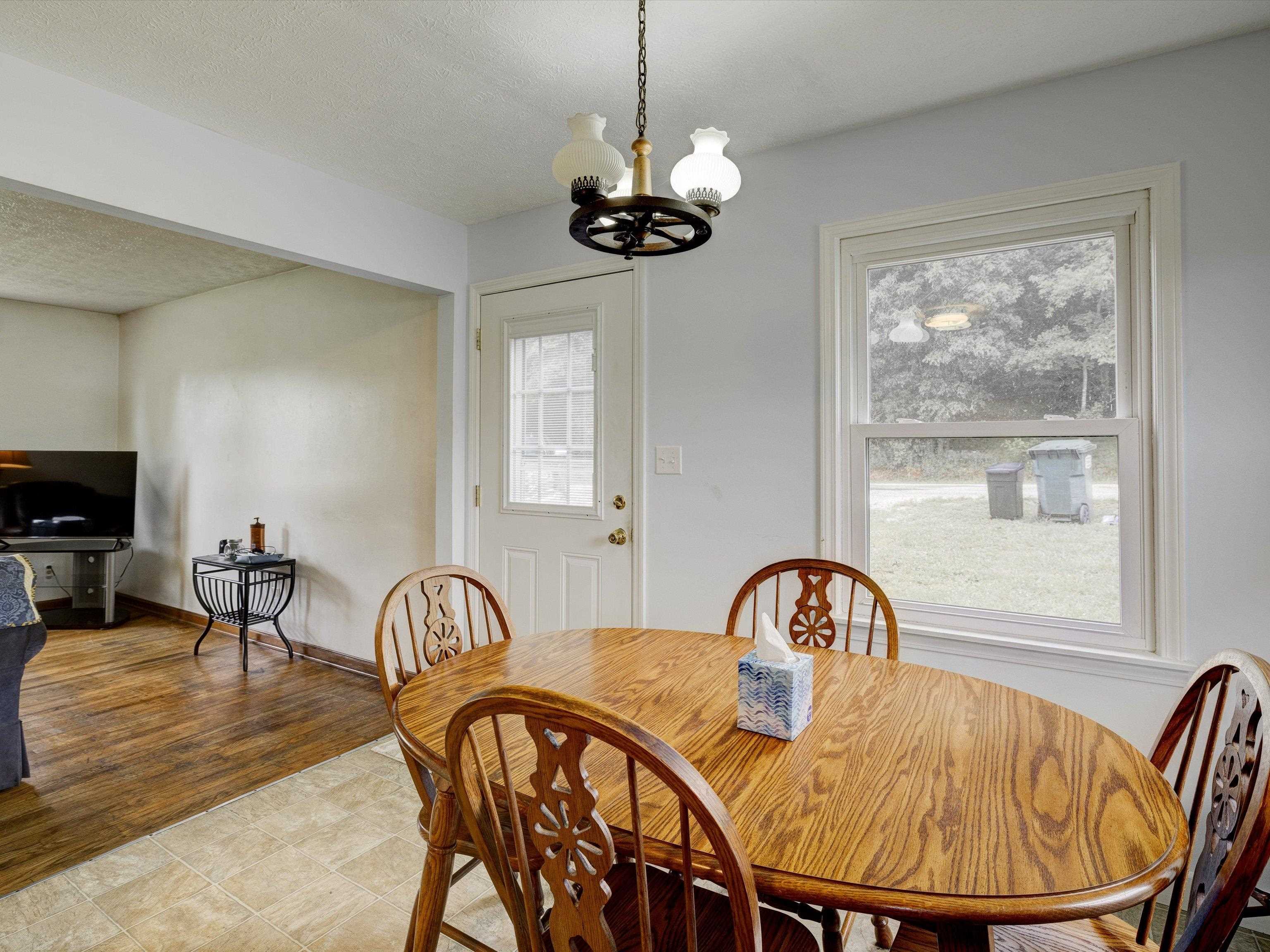 1599 Canary loop, Fordsville, Kentucky 42343, 3 Bedrooms Bedrooms, ,1 BathroomBathrooms,Single Family Residence,For Sale,Canary loop,87662