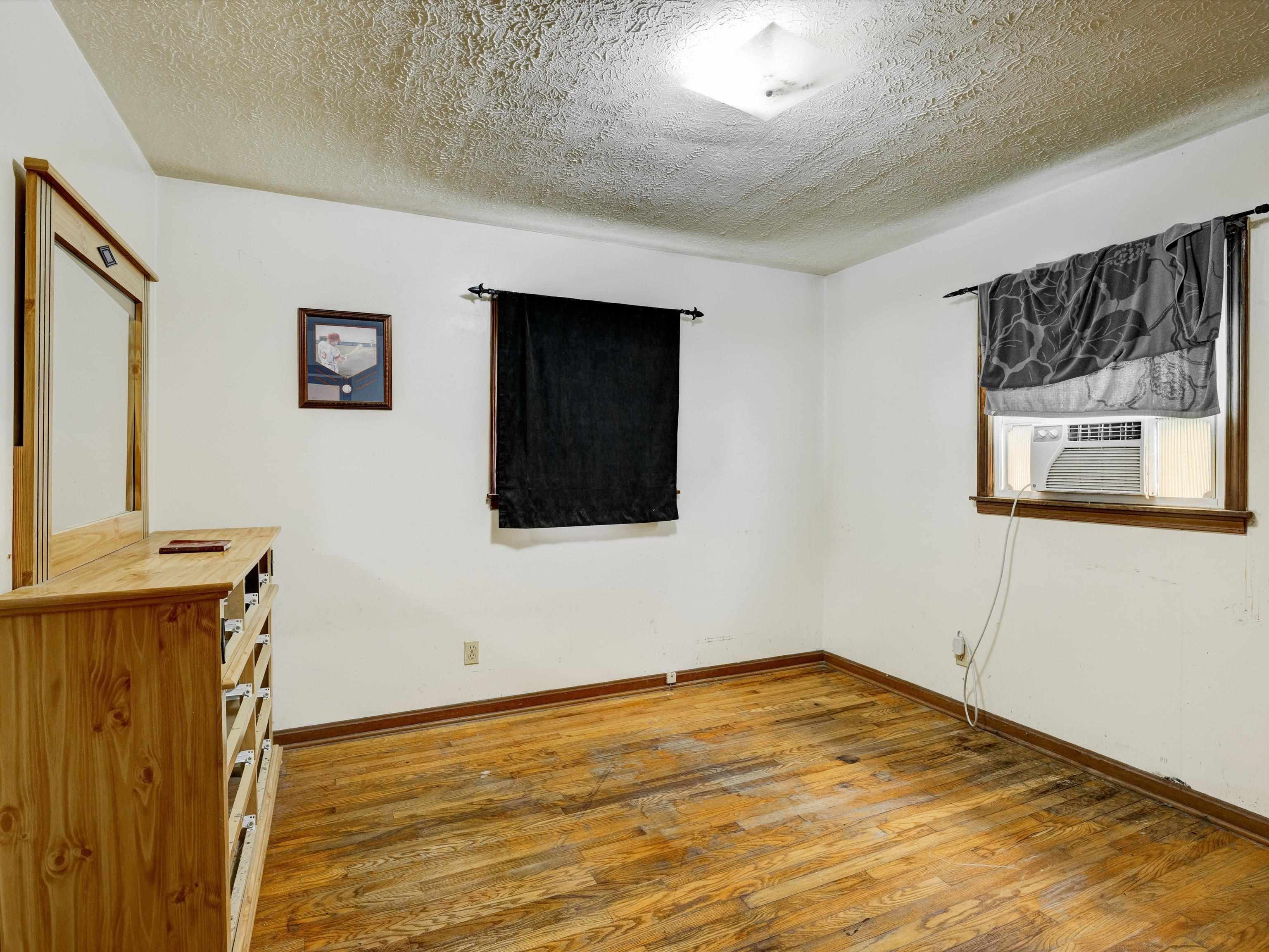 1599 Canary loop, Fordsville, Kentucky 42343, 3 Bedrooms Bedrooms, ,1 BathroomBathrooms,Single Family Residence,For Sale,Canary loop,87662