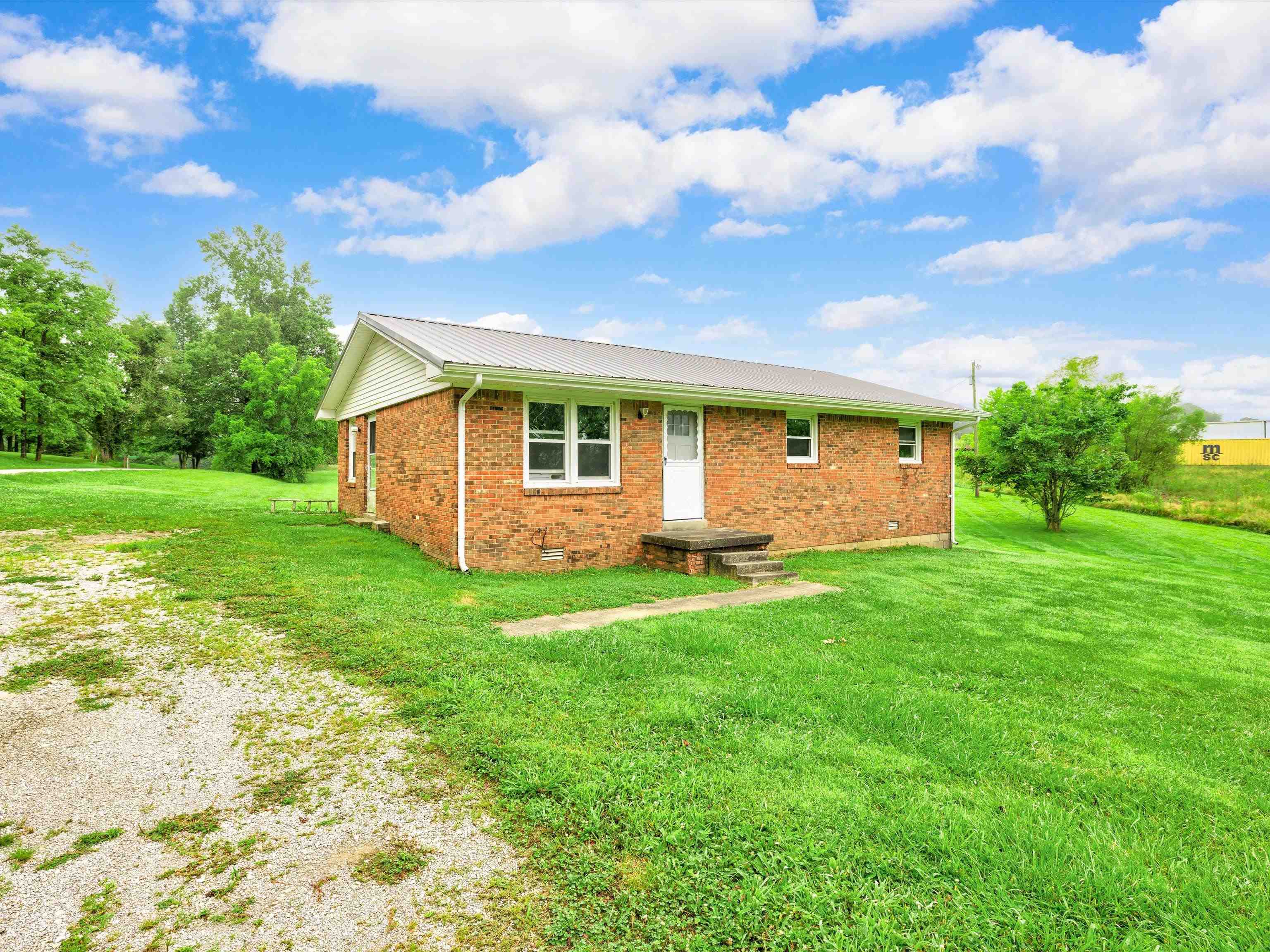 1599 Canary loop, Fordsville, Kentucky 42343, 3 Bedrooms Bedrooms, ,1 BathroomBathrooms,Single Family Residence,For Sale,Canary loop,87662