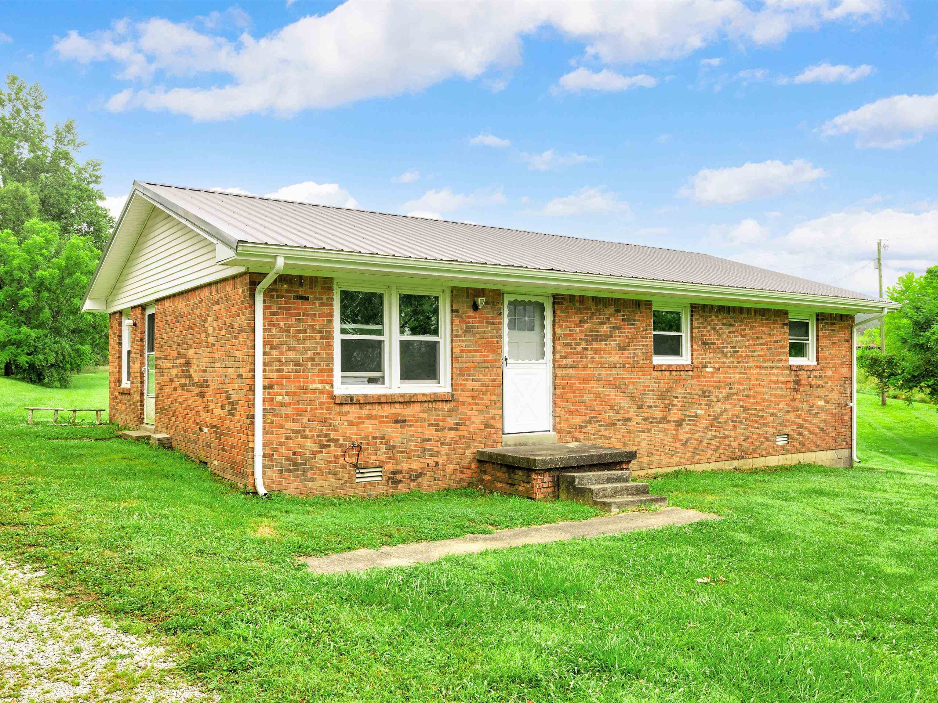 1599 Canary loop, Fordsville, Kentucky 42343, 3 Bedrooms Bedrooms, ,1 BathroomBathrooms,Single Family Residence,For Sale,Canary loop,87662
