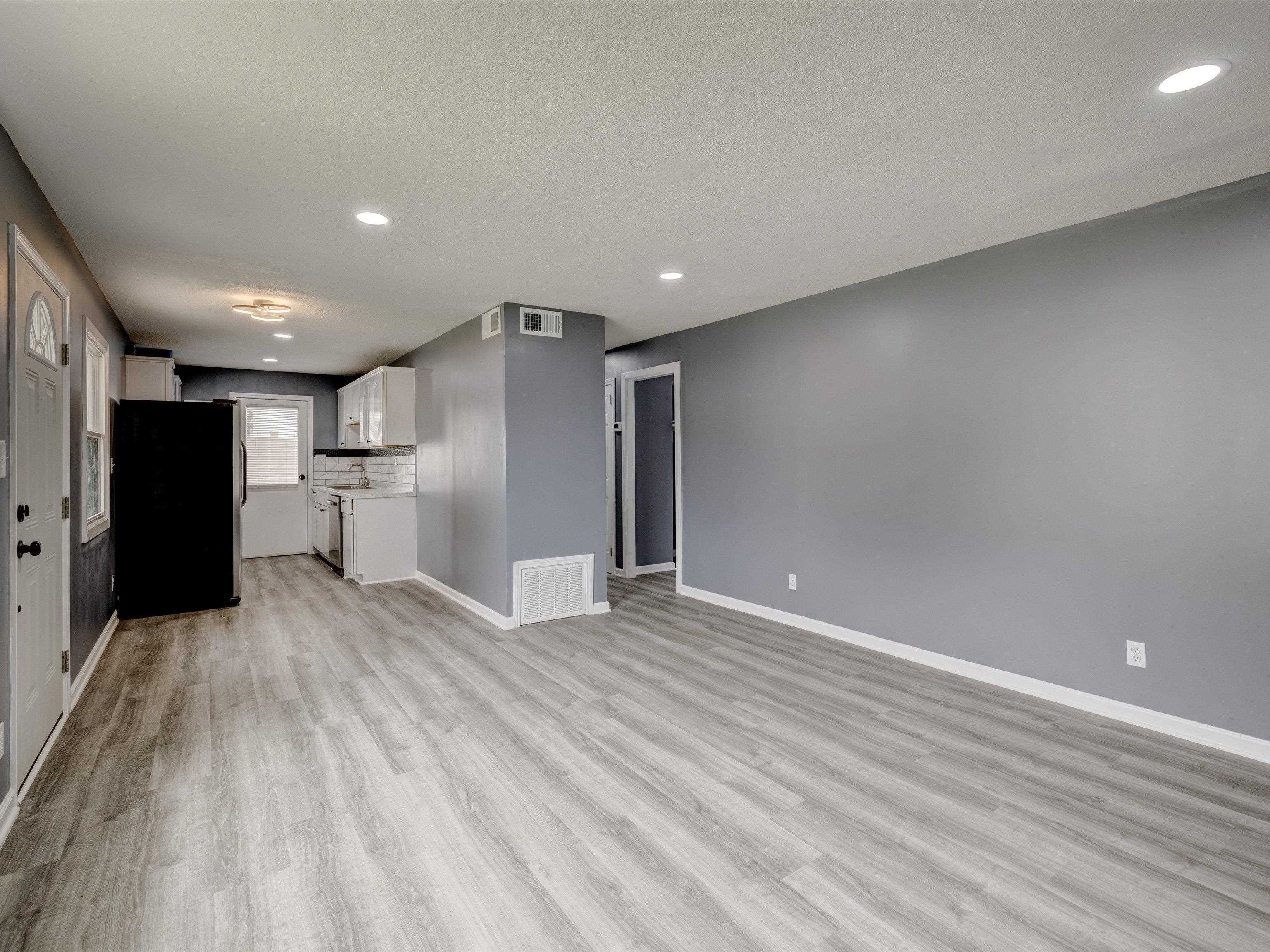 719 Dornell Street, Owensboro, Kentucky 42301, 3 Bedrooms Bedrooms, ,1 BathroomBathrooms,Single Family Residence,For Sale,Dornell Street,87676
